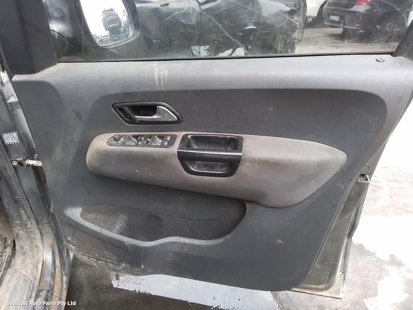 Volkswagen Amarok Left Rear Door/sliding