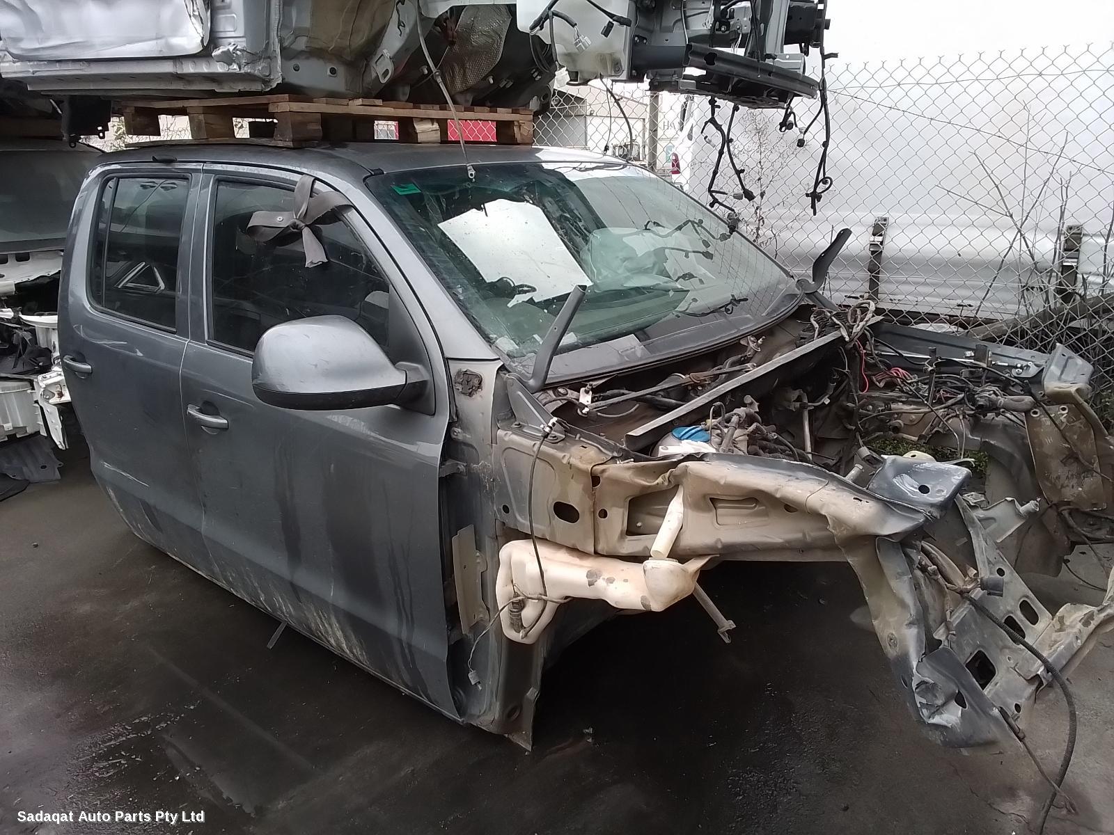 Volkswagen Amarok Left Rear Door/sliding