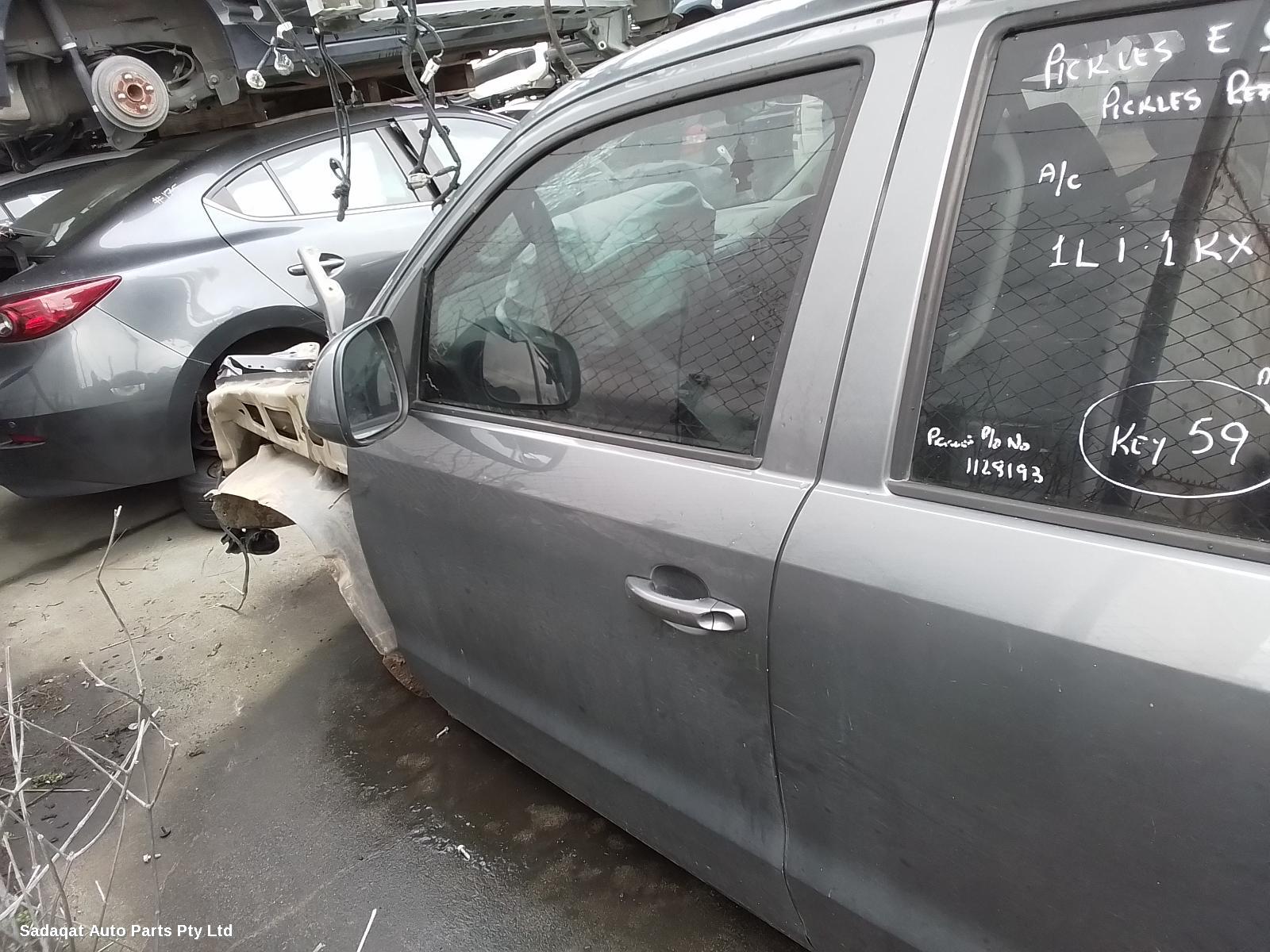 Volkswagen Amarok Left Rear Door/sliding