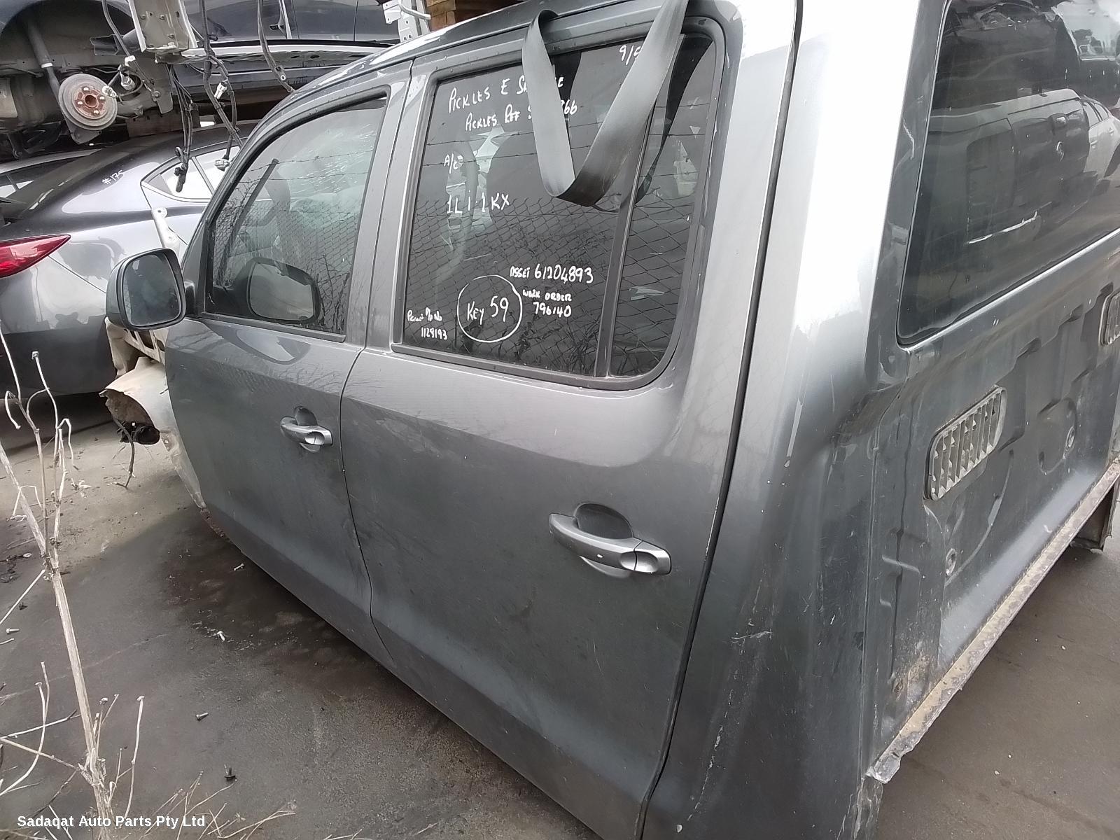 Volkswagen Amarok Left Rear Door/sliding