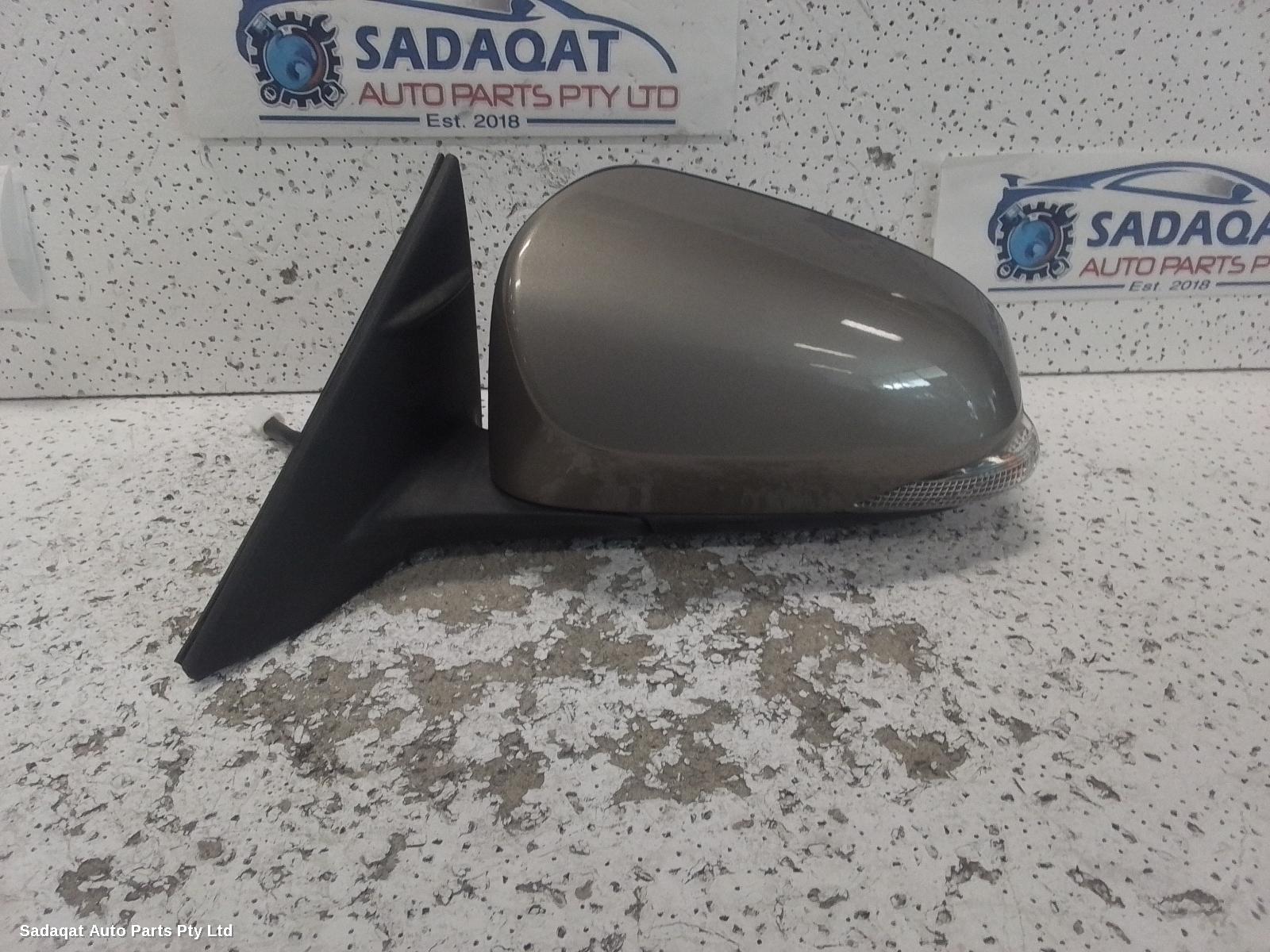 Toyota Camry Left Door Mirror