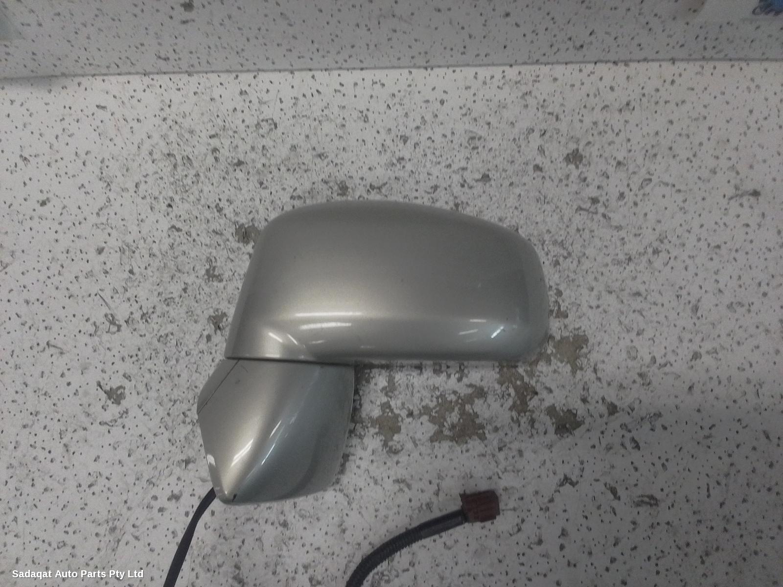 Nissan Tiida Left Door Mirror