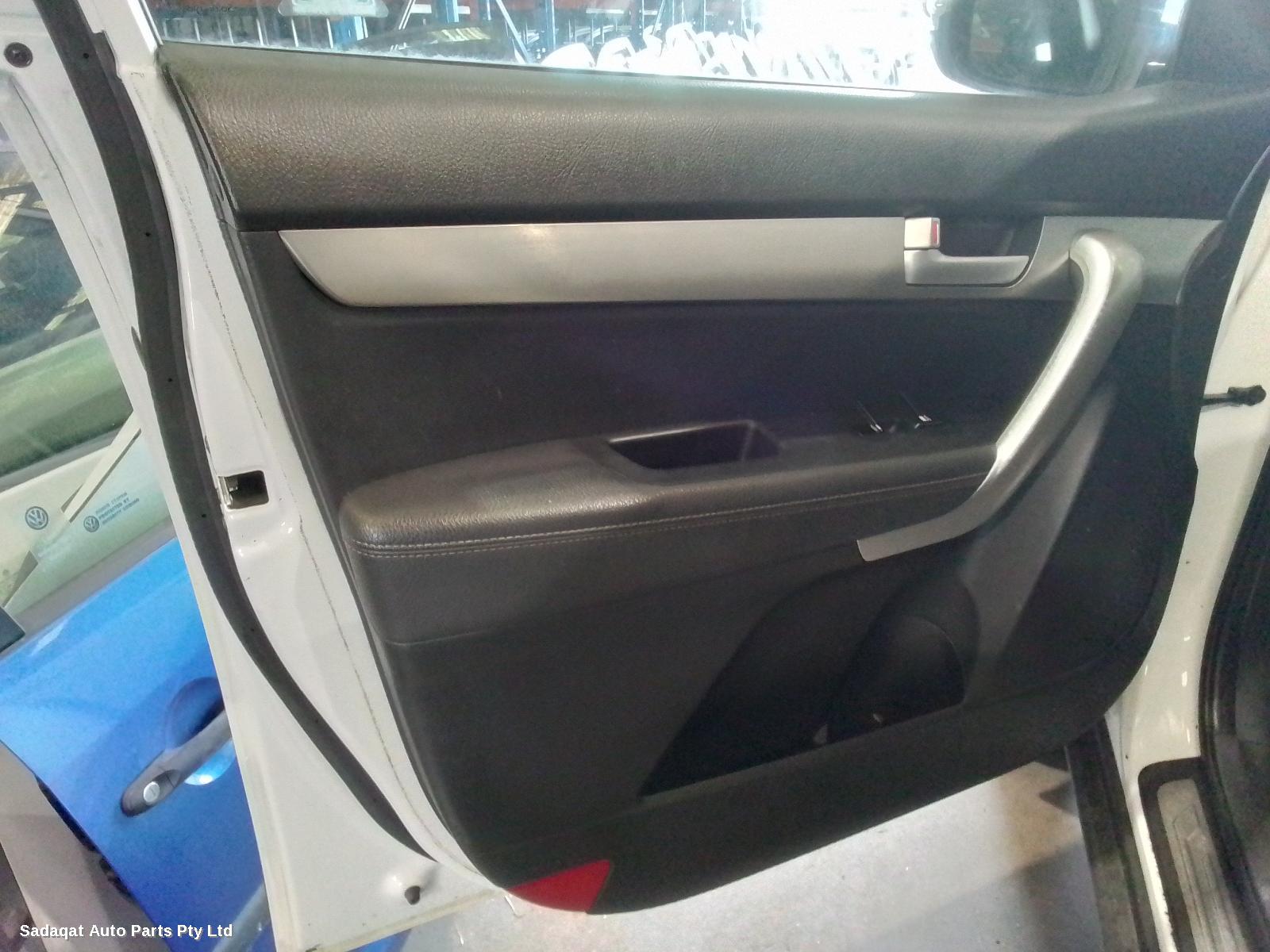 Kia Sorento Left Headlamp