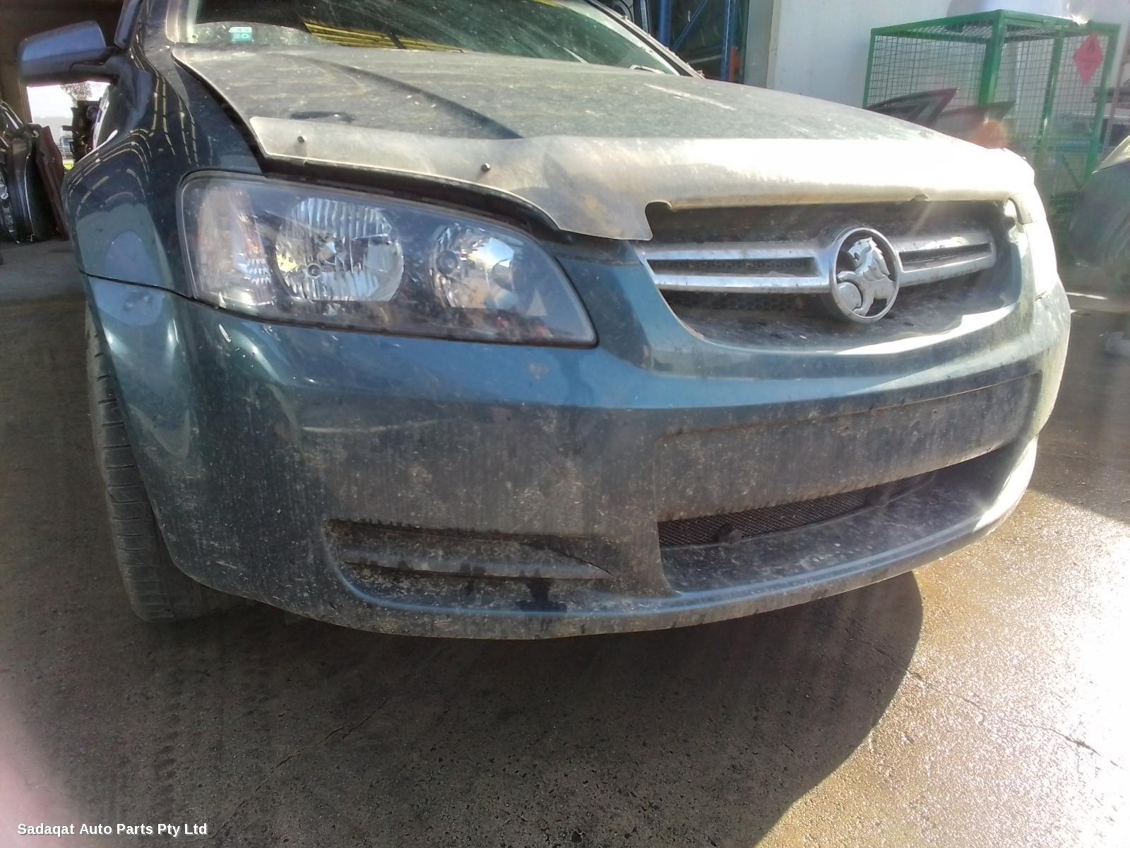 Holden Commodore Right_rear_door_sliding