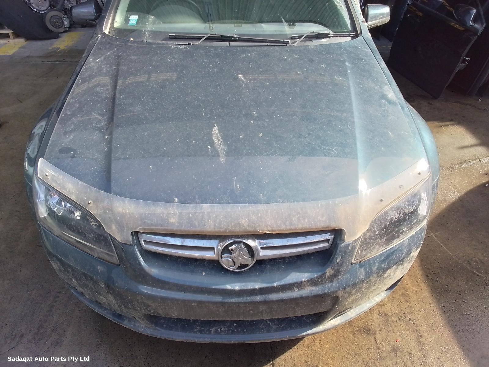 Holden Commodore Right_rear_door_sliding