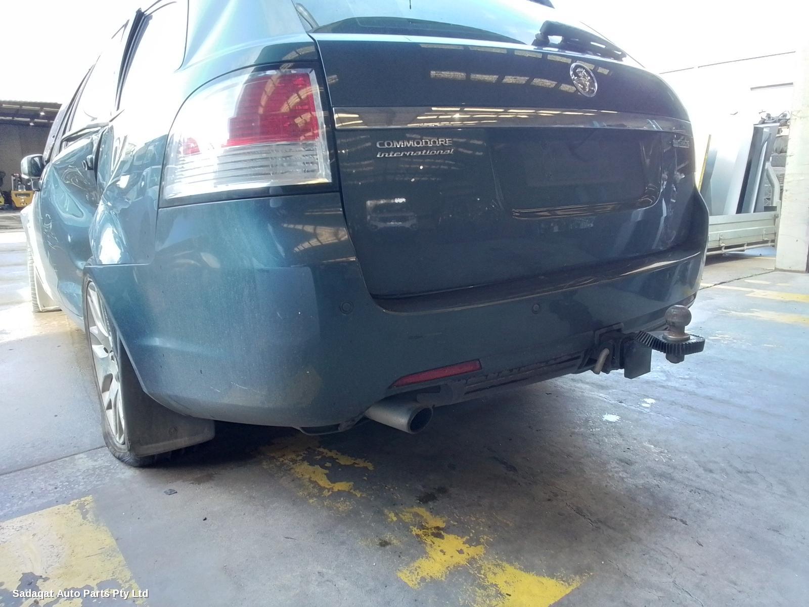 Holden Commodore Right_rear_door_sliding