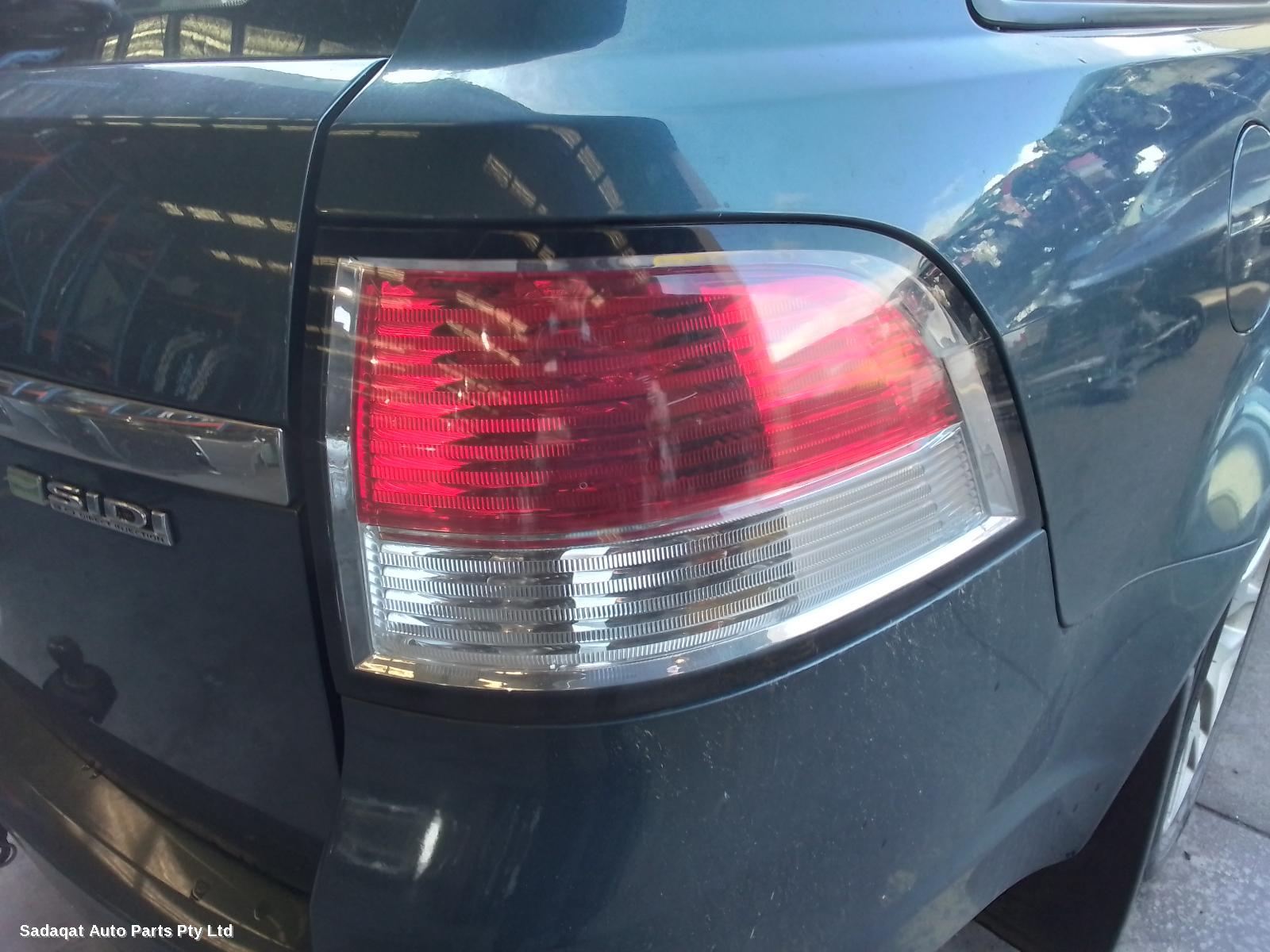 Holden Commodore Right_rear_door_sliding