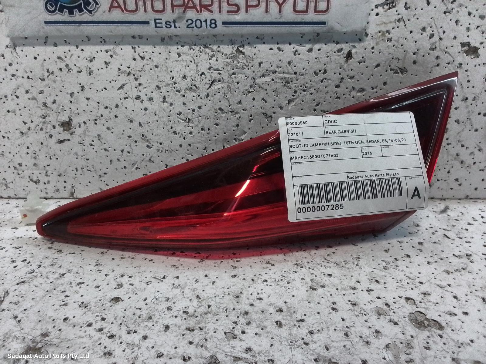 Honda Civic Rear Garnish