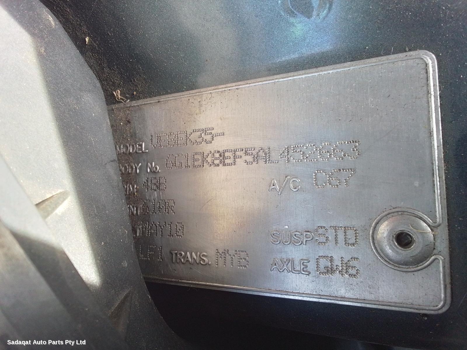 Holden Commodore Right_rear_door_sliding