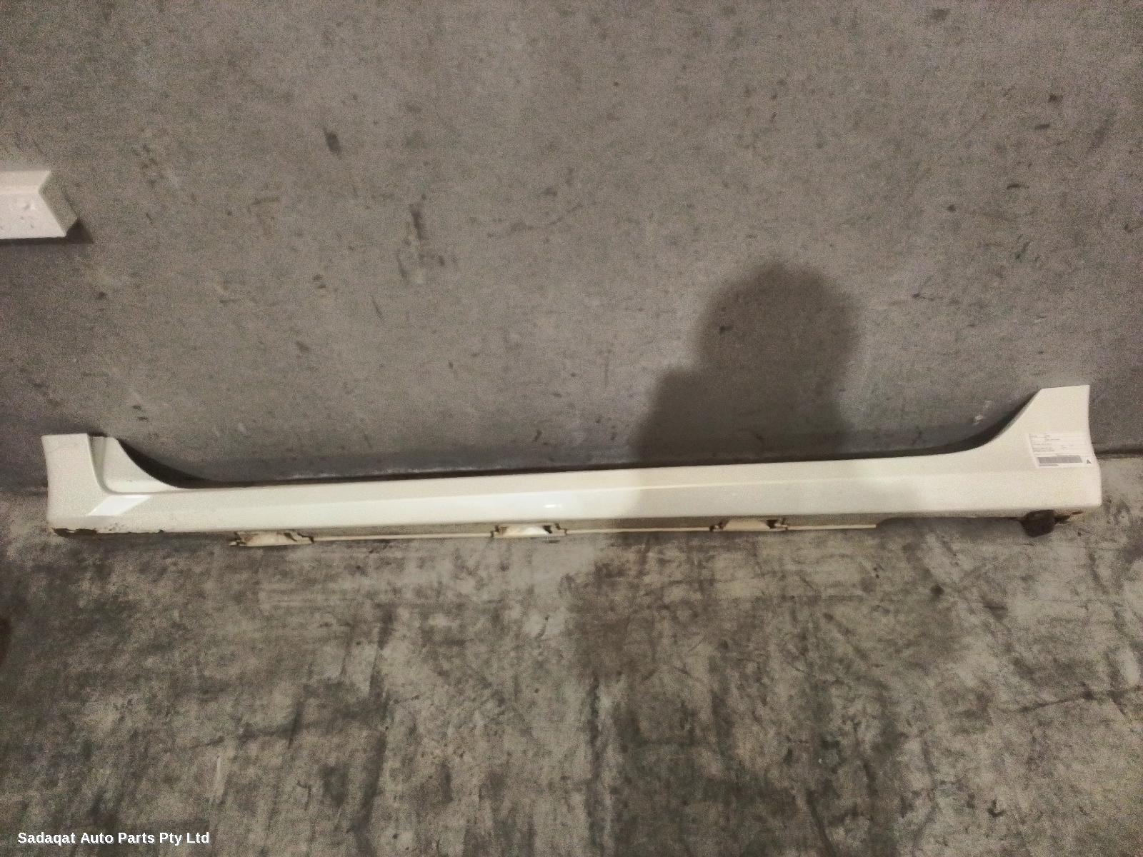 Honda Civic Side Step/skirt