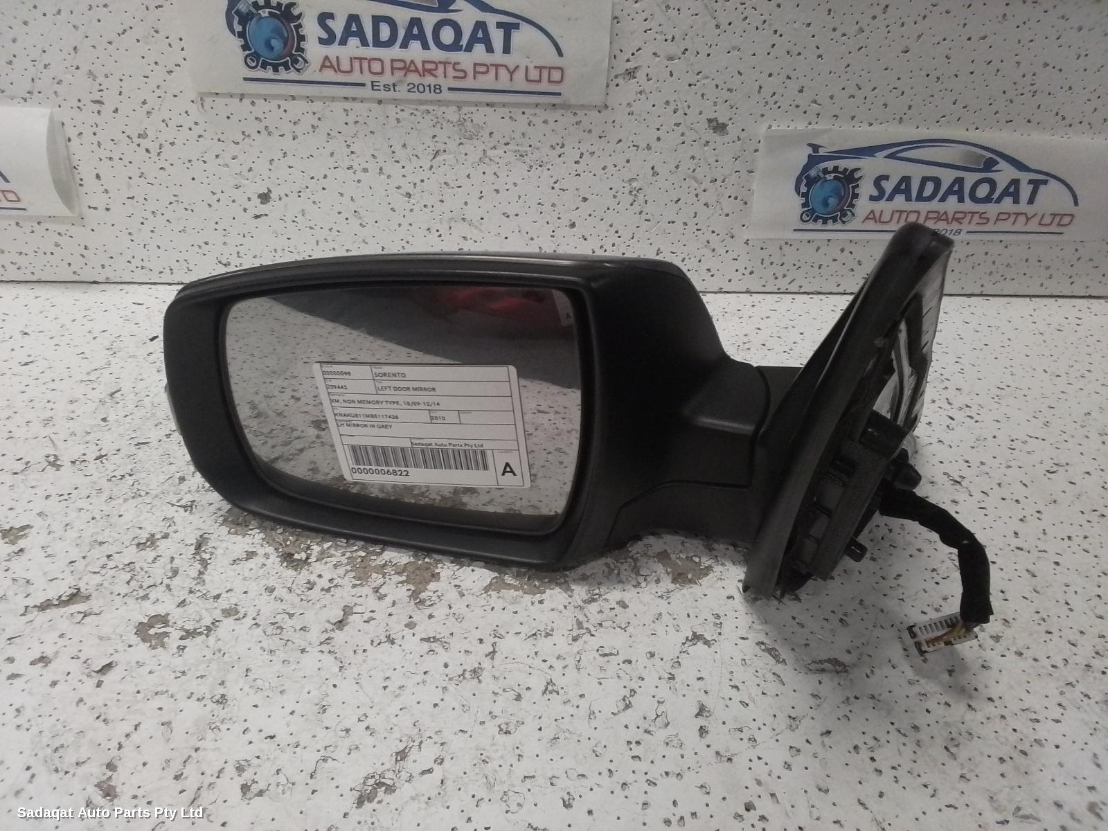 Kia Sorento Left Door Mirror