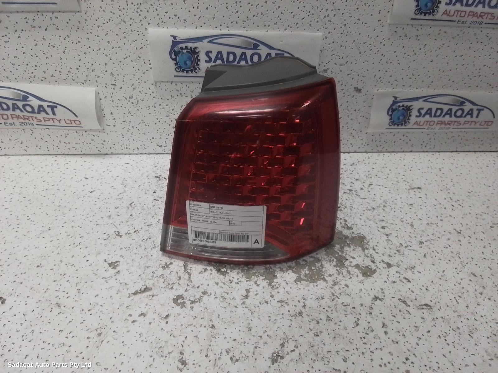 Kia Sorento Right Taillight