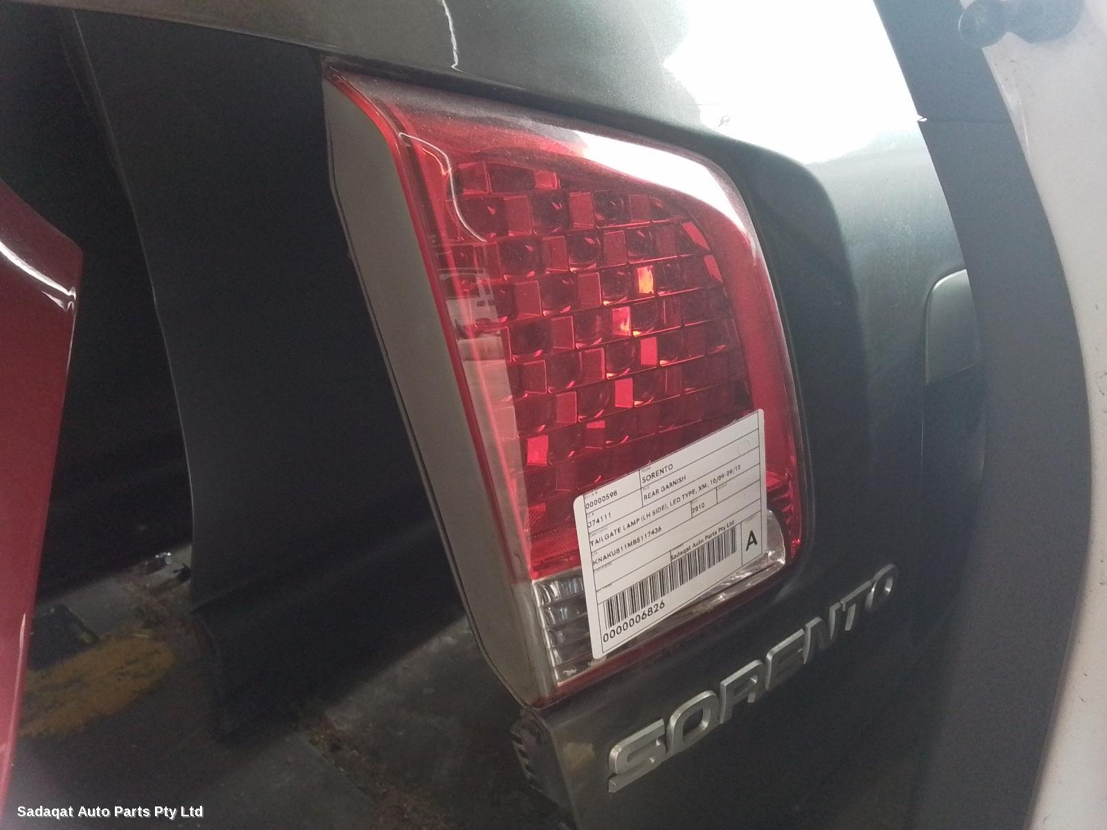 Kia Sorento Rear Garnish