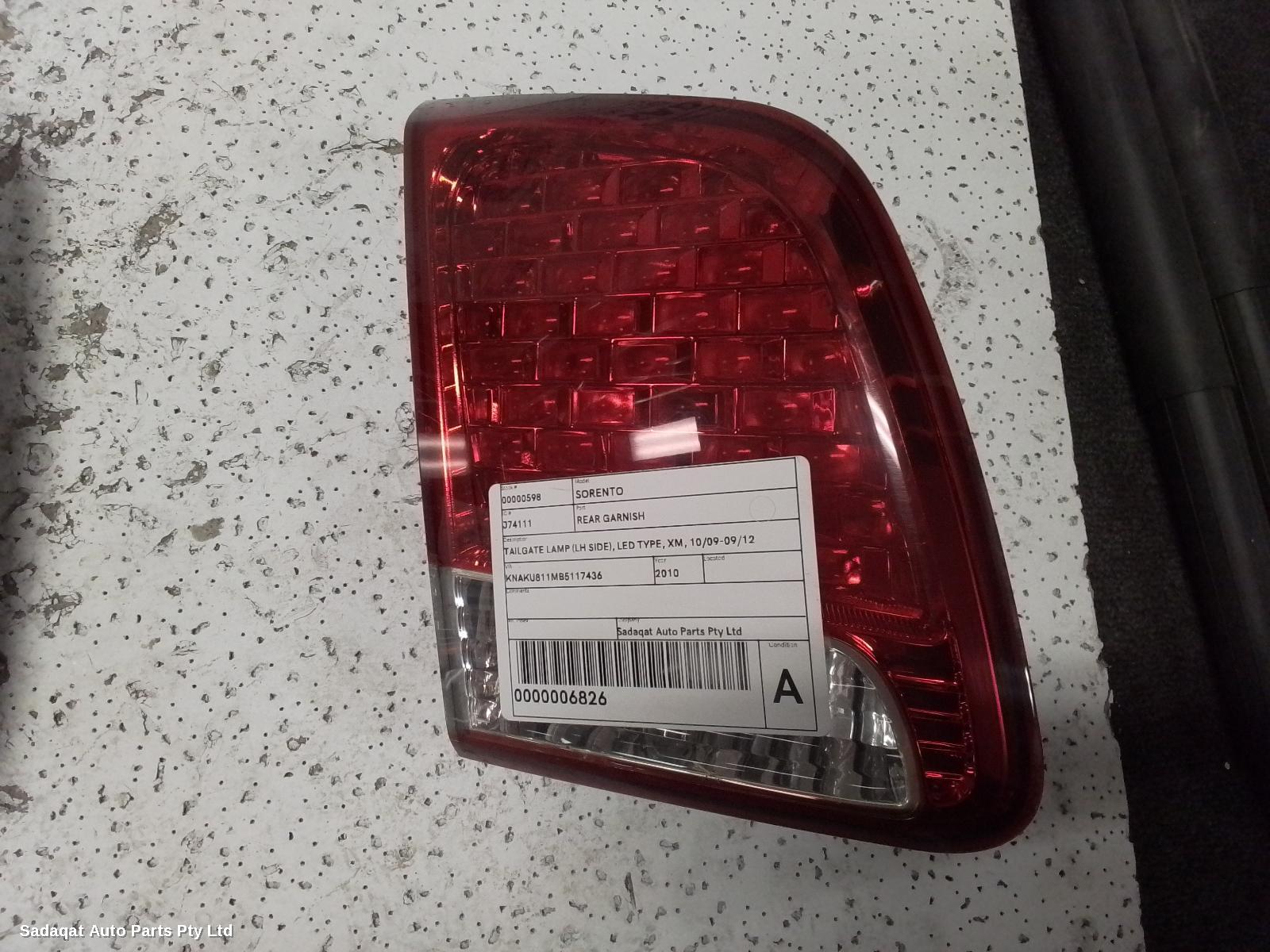 Kia Sorento Rear Garnish