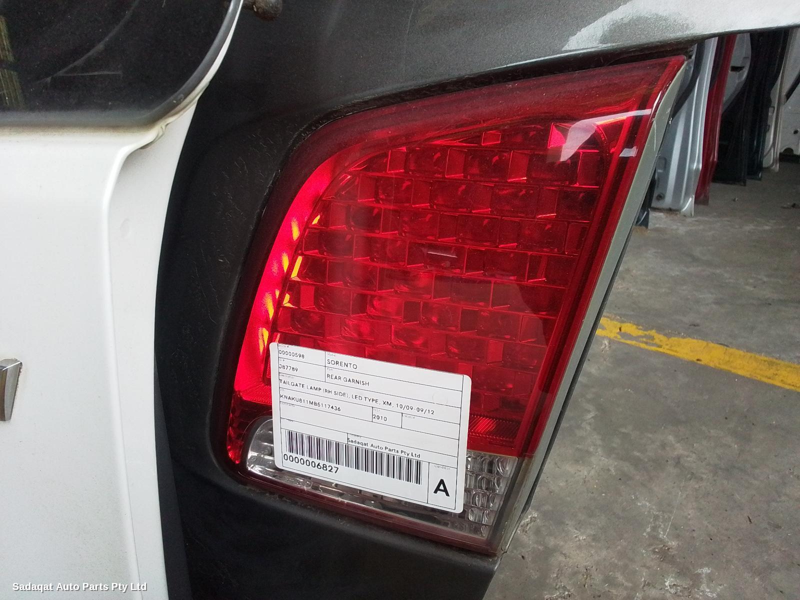 Kia Sorento Rear Garnish