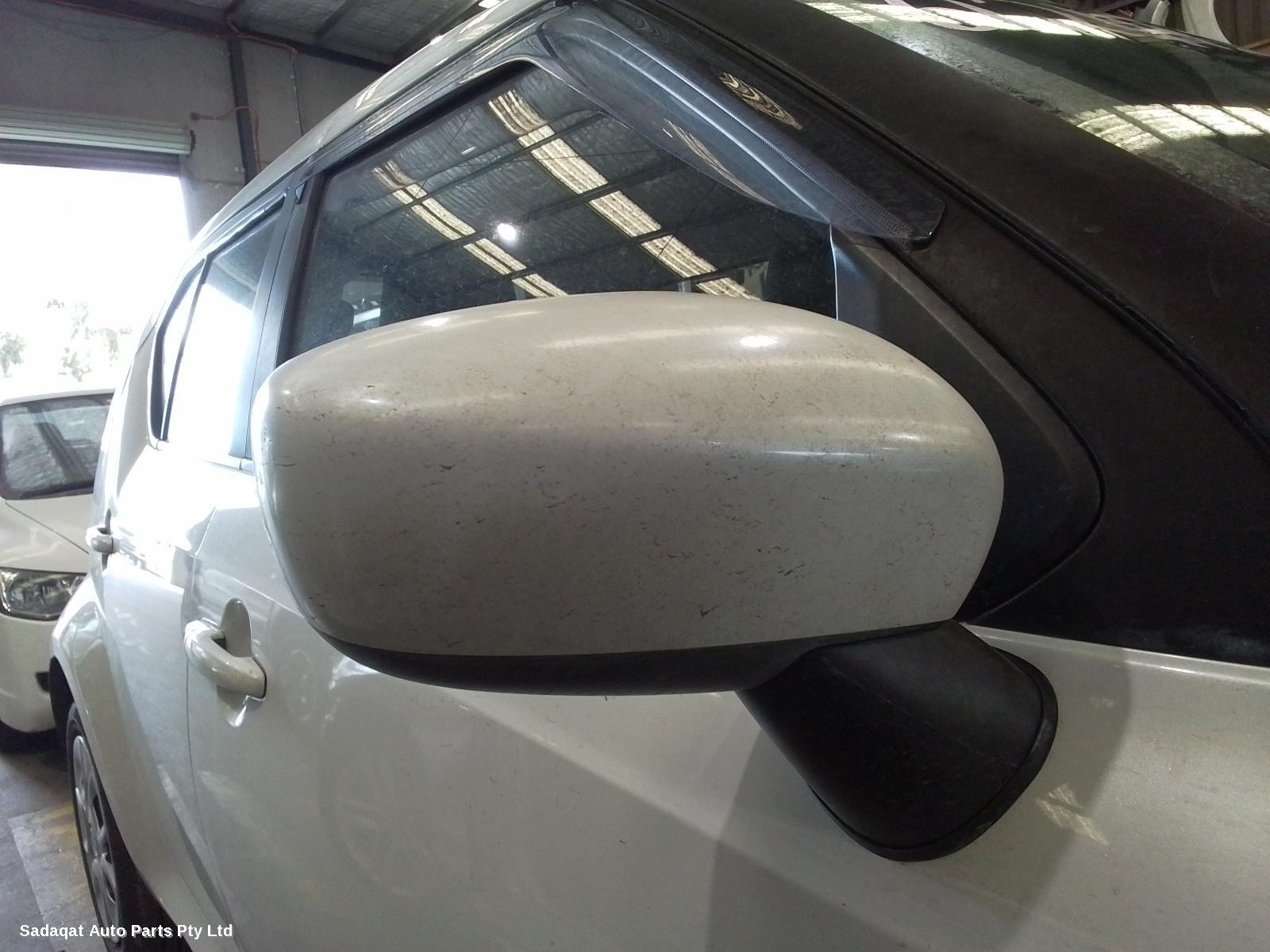 Suzuki Ignis Right Headlamp