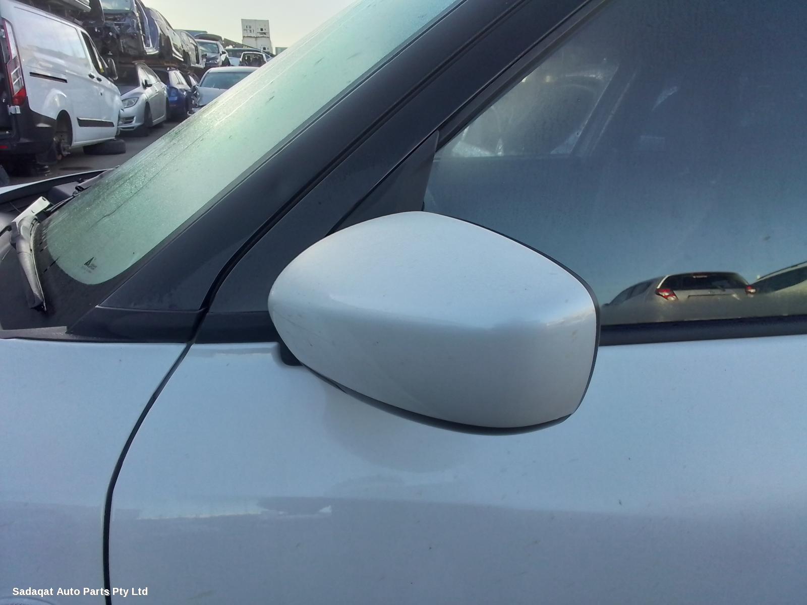 Suzuki Swift Right Door Mirror