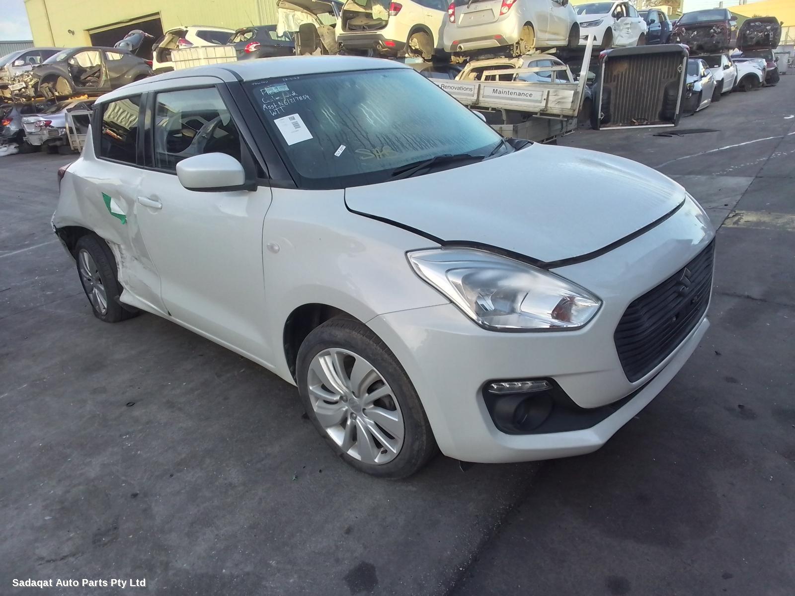 Suzuki Swift Right Door Mirror