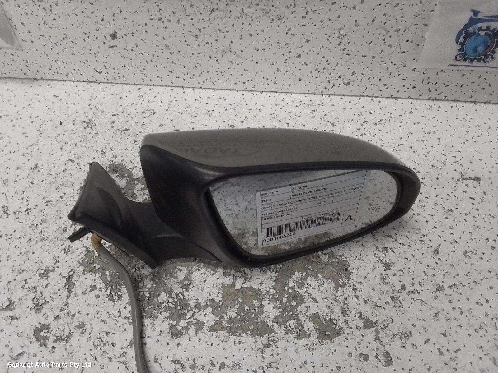 Toyota Aurion Right Door Mirror