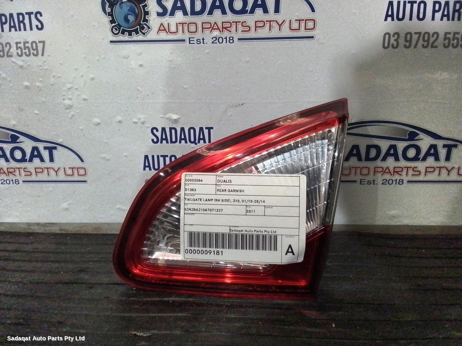 Nissan Dualis Rear Garnish