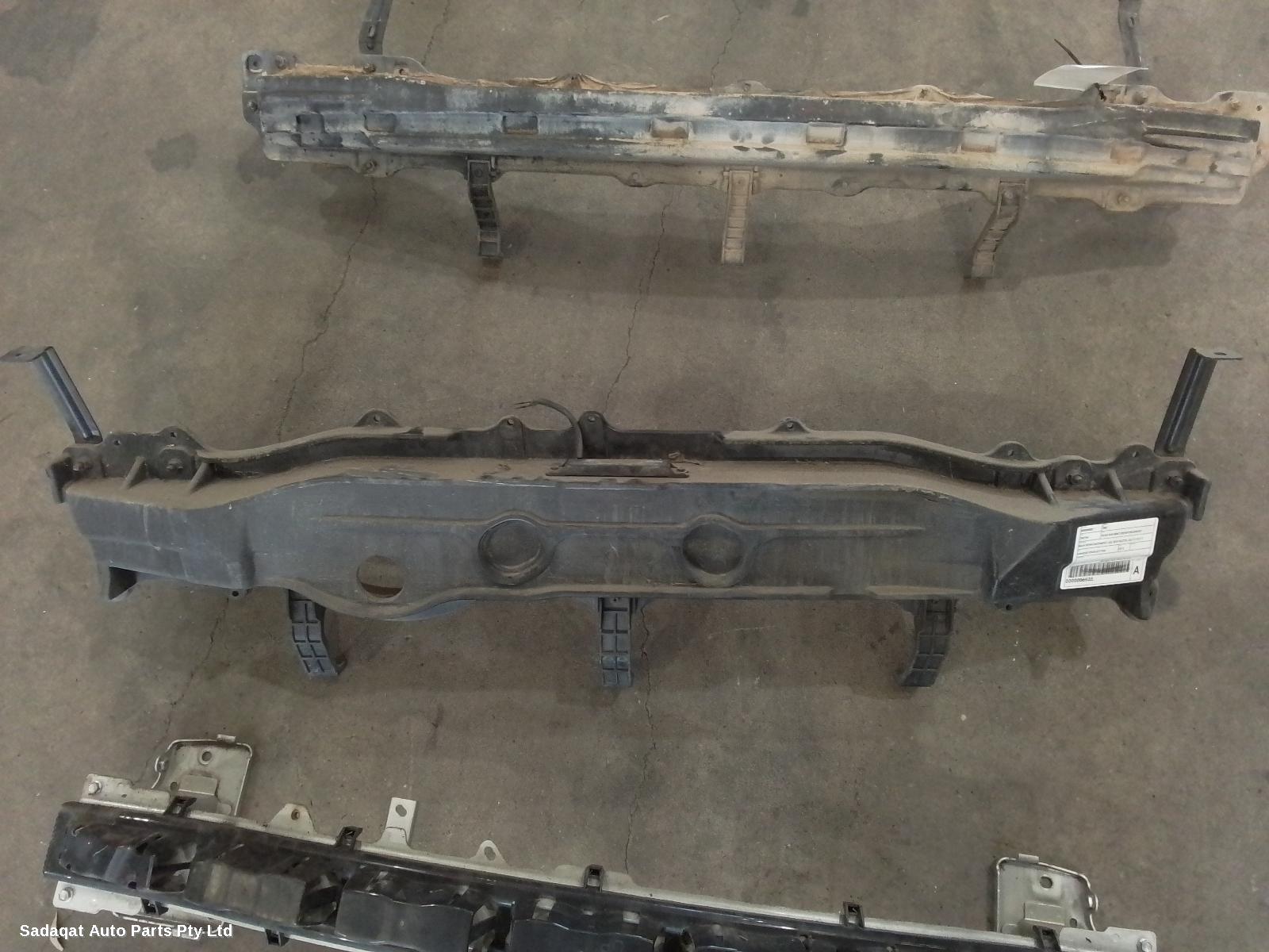 Hyundai I30 R/bar Bracket/reinfo