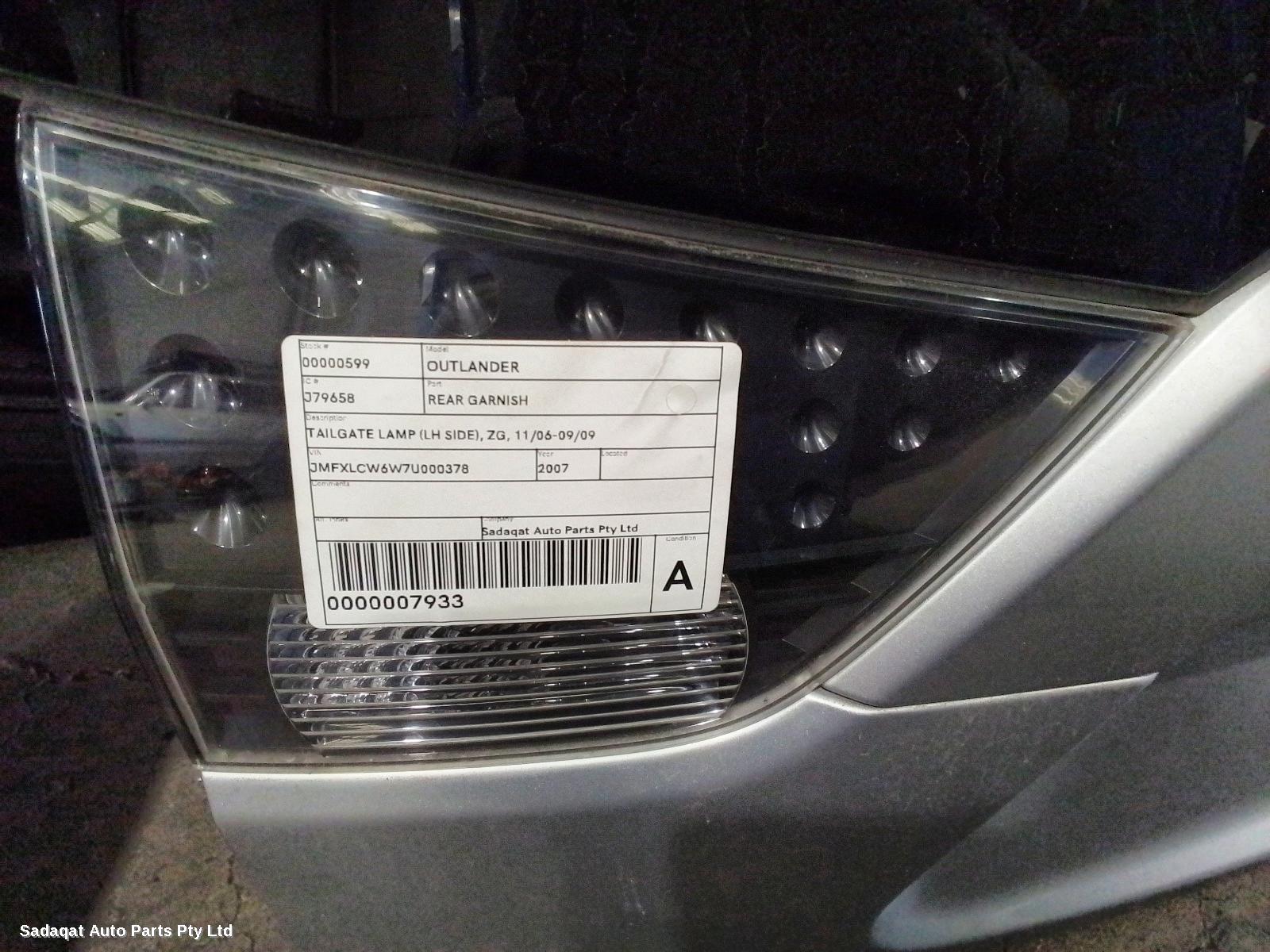 Mitsubishi Outlander Rear Garnish