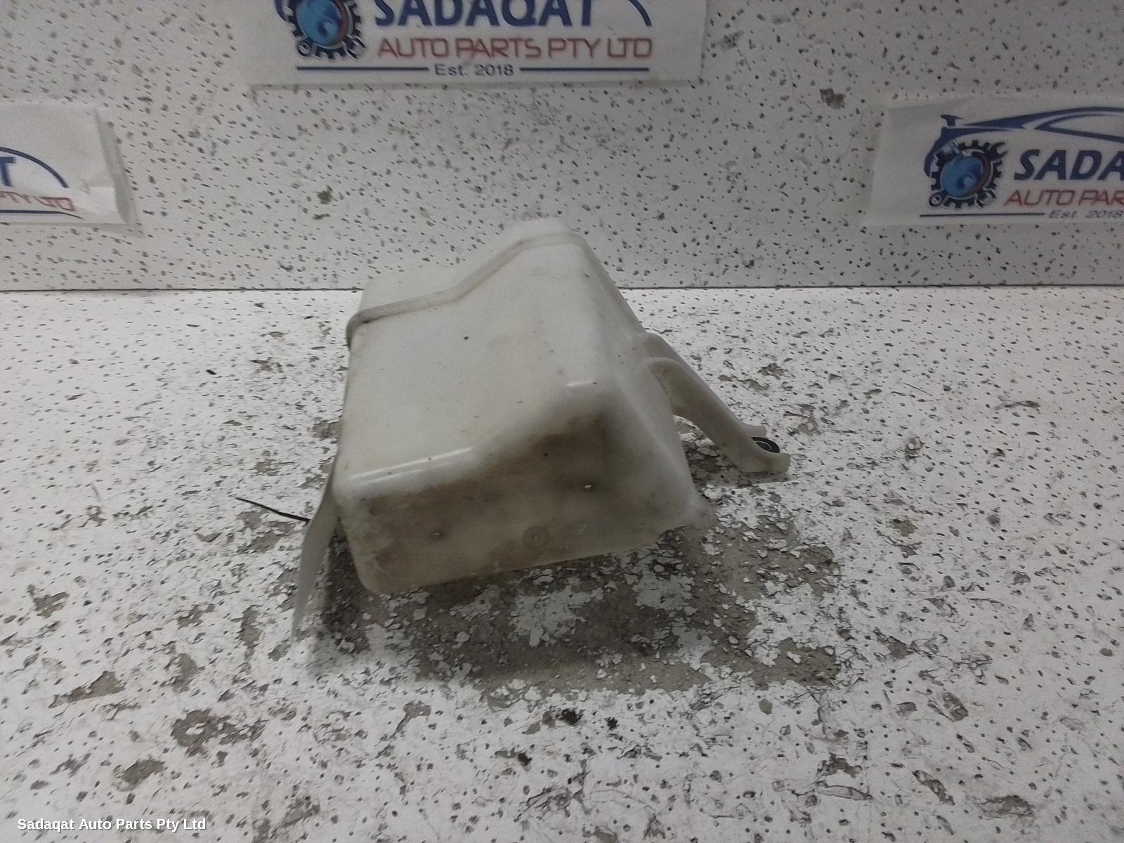 Toyota Rav4 Air Cleaner/box