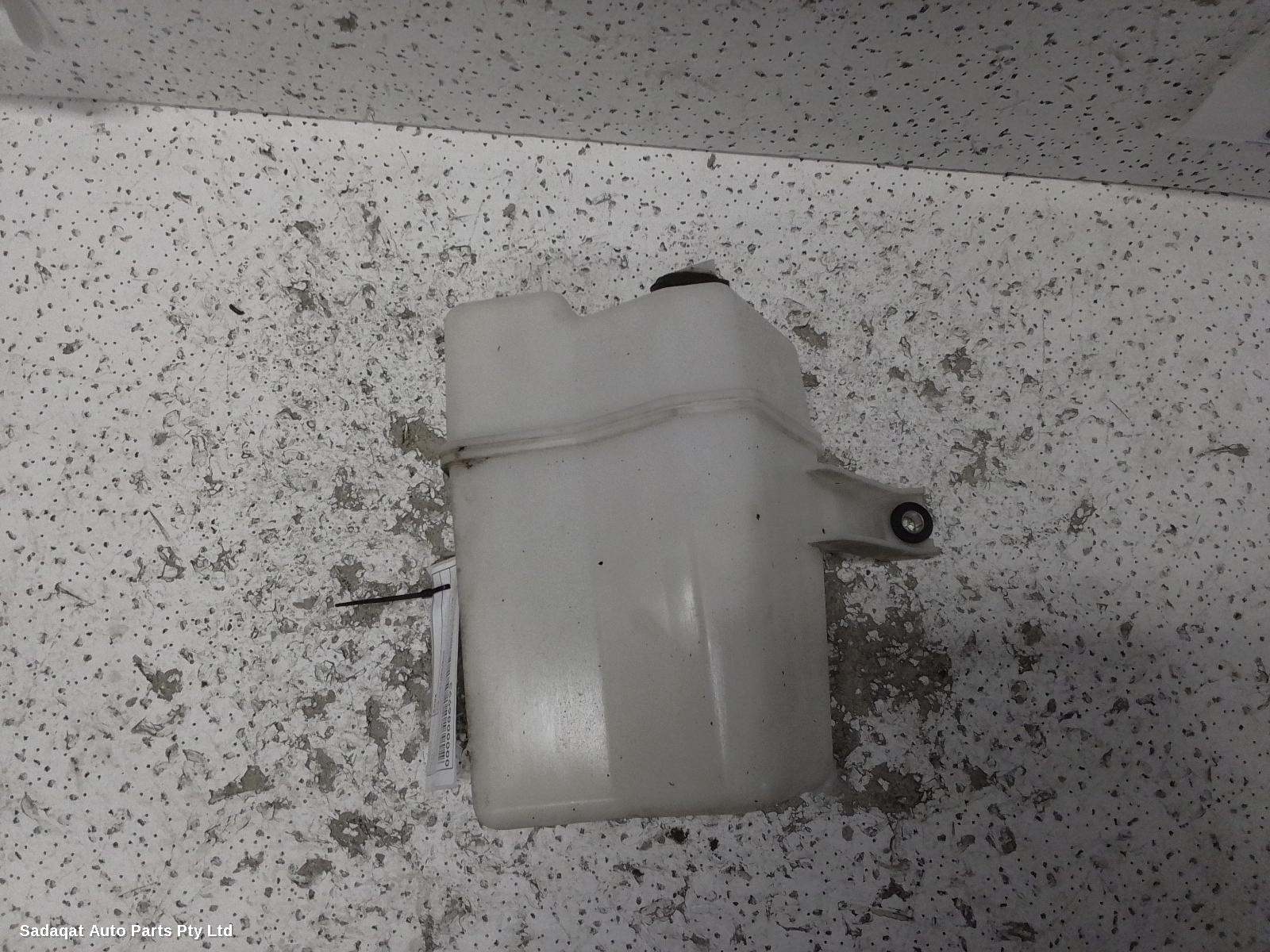 Toyota Rav4 Air Cleaner/box