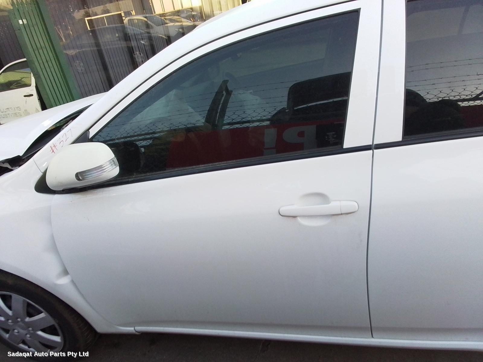 Toyota Corolla Left Taillight