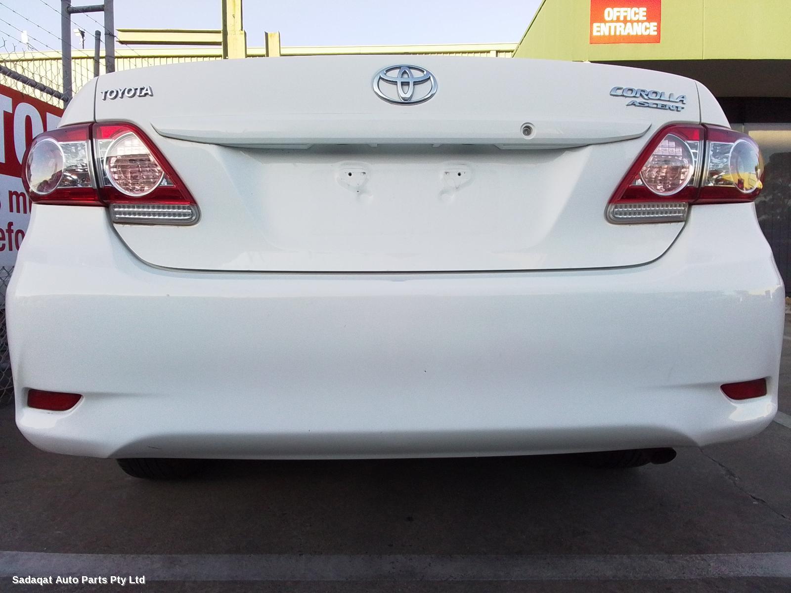 Toyota Corolla Left Taillight