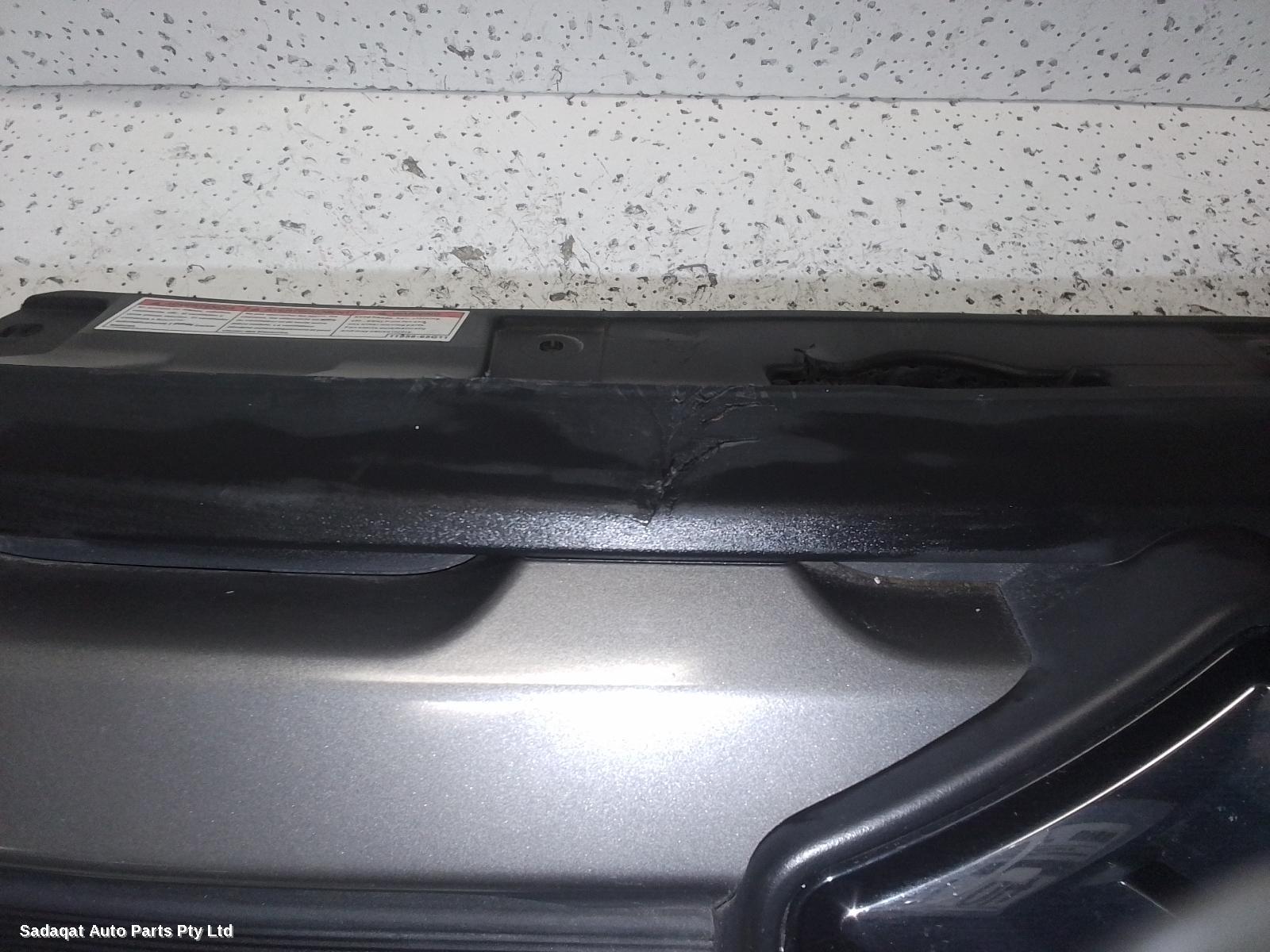 Suzuki Vitara Grille