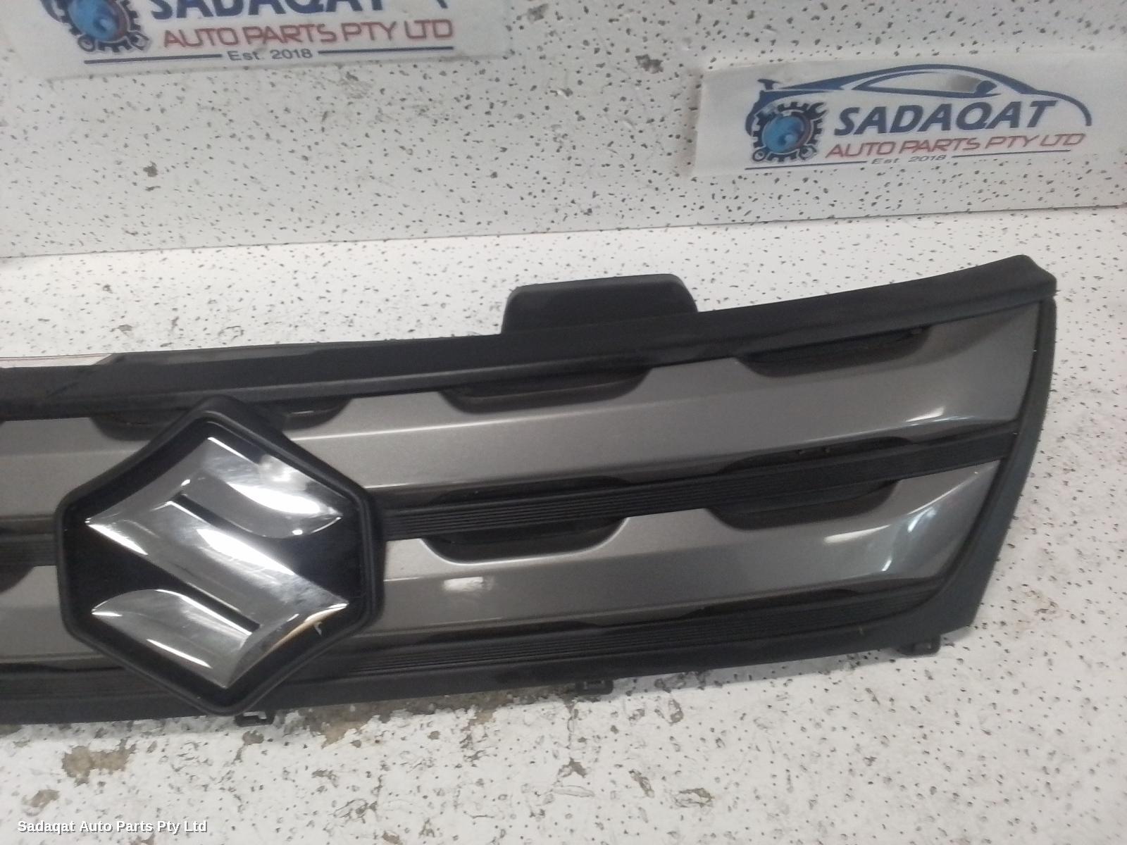 Suzuki Vitara Grille