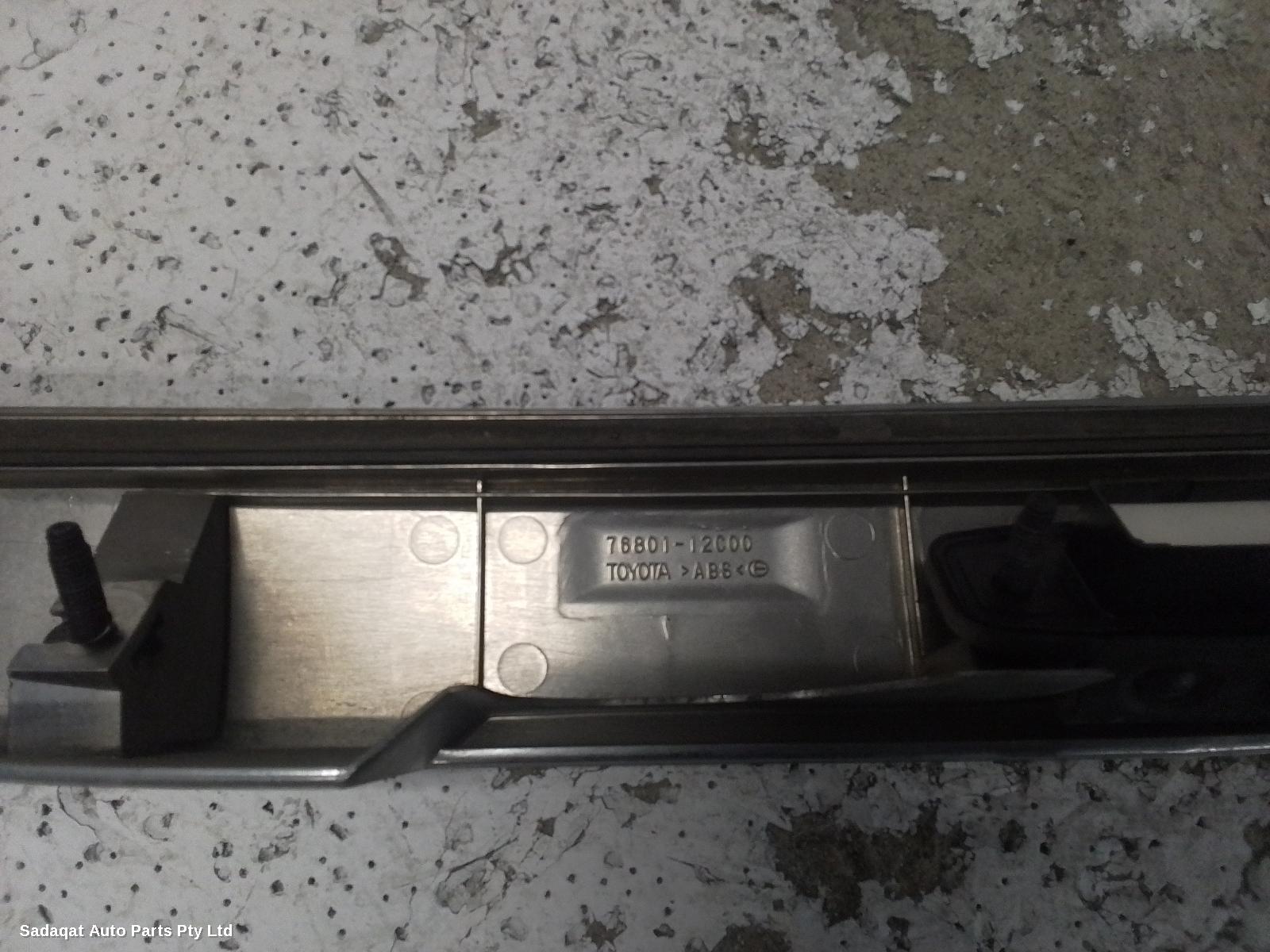 Toyota Rukus Rear Garnish