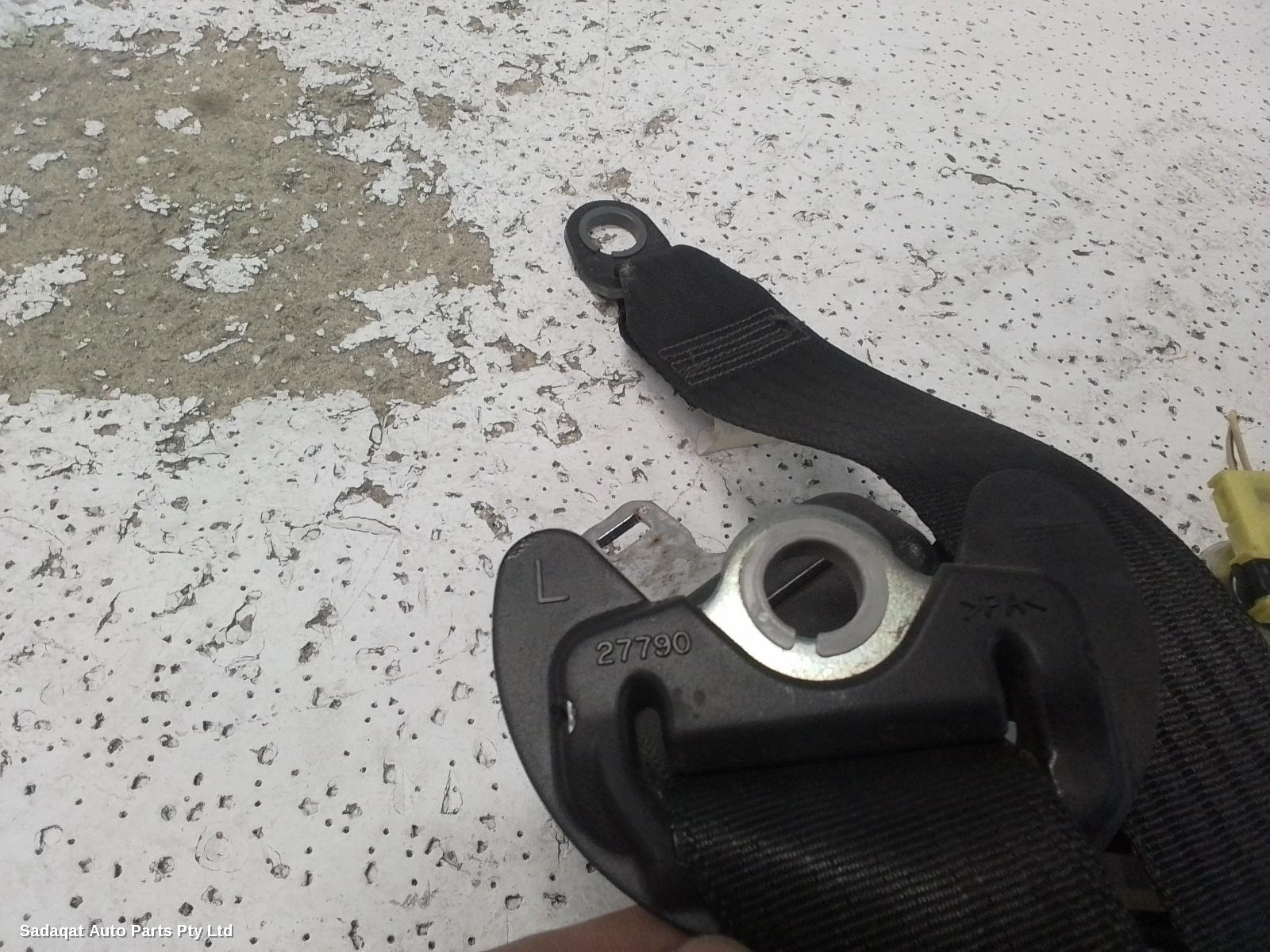 Lexus Is250/is250c Seatbelt/stalk