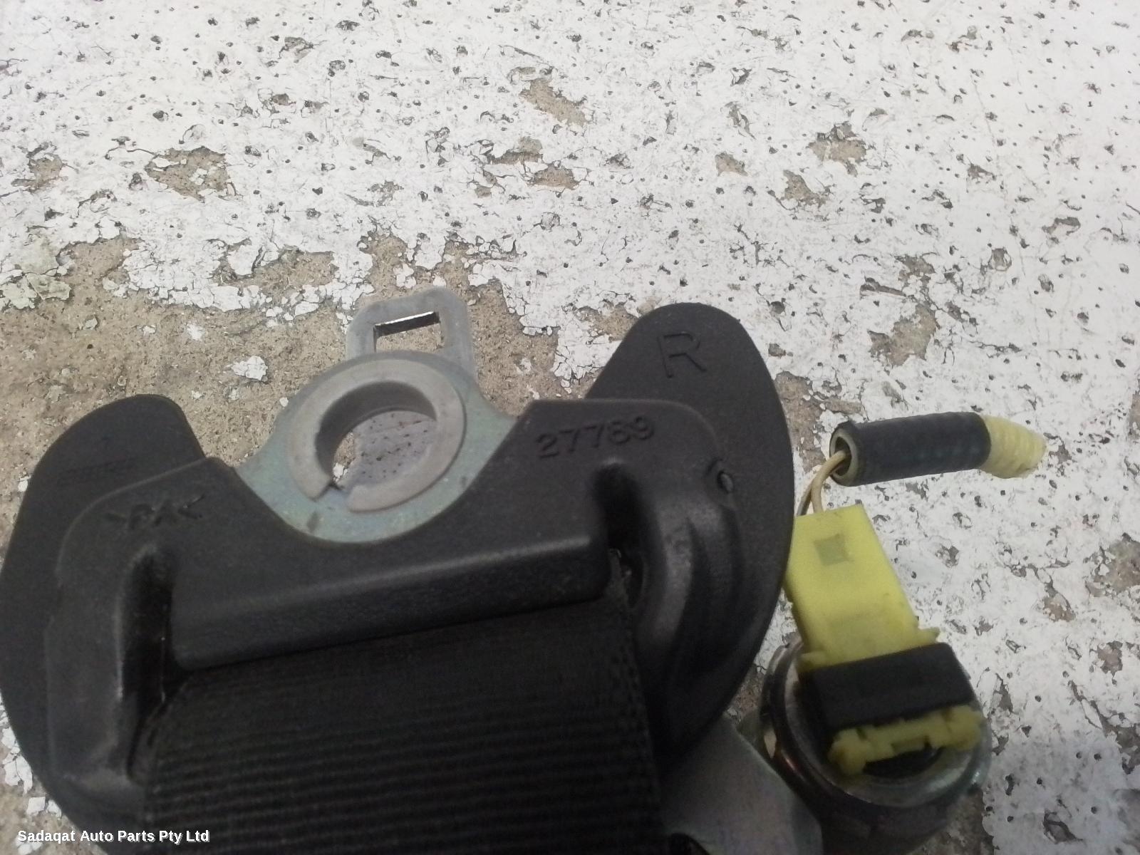 Lexus Is250/is250c Seatbelt/stalk