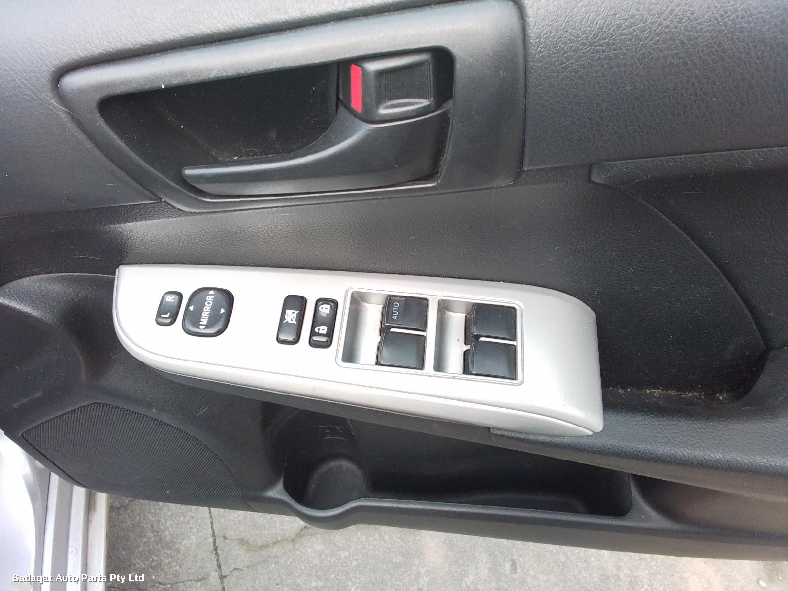 Toyota Camry Left Rear Door/sliding