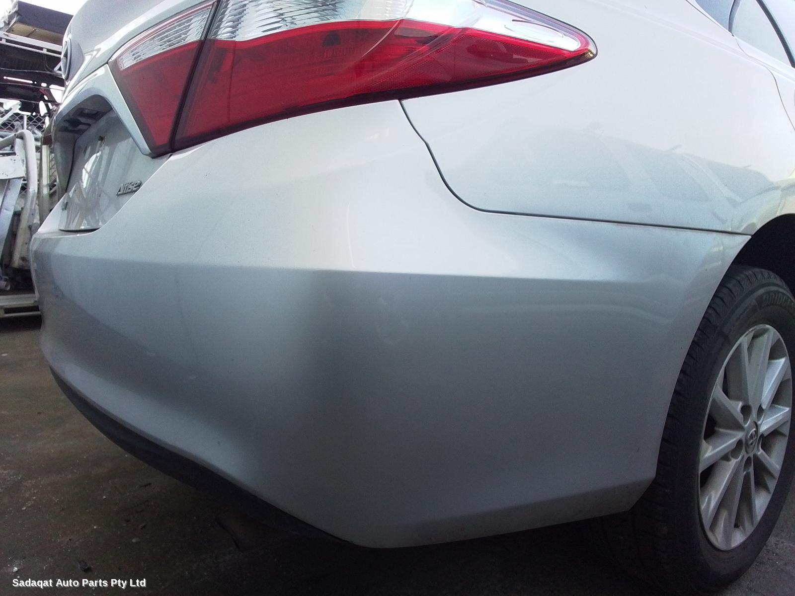 Toyota Camry Left Rear Door/sliding