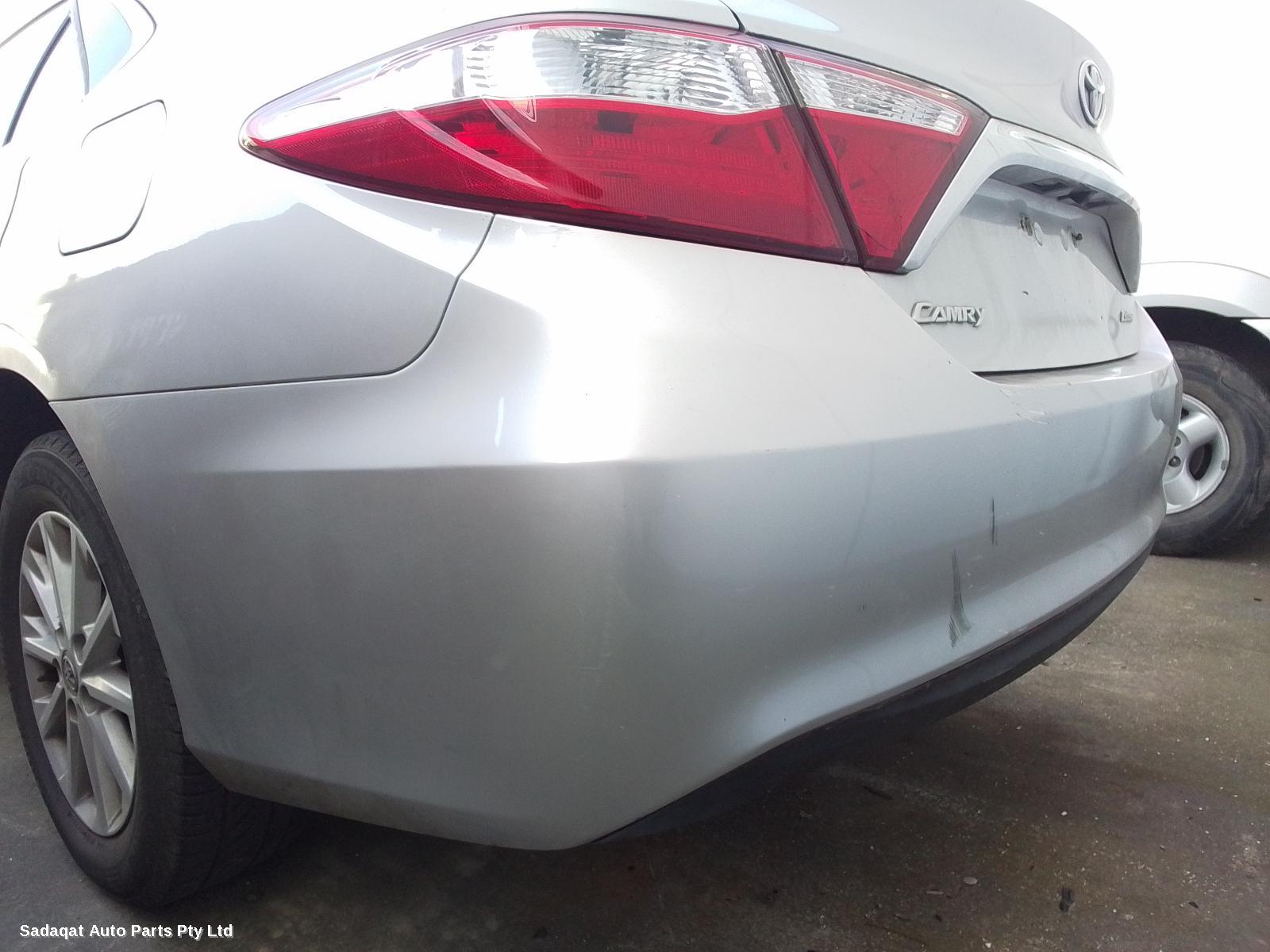 Toyota Camry Left Rear Door/sliding
