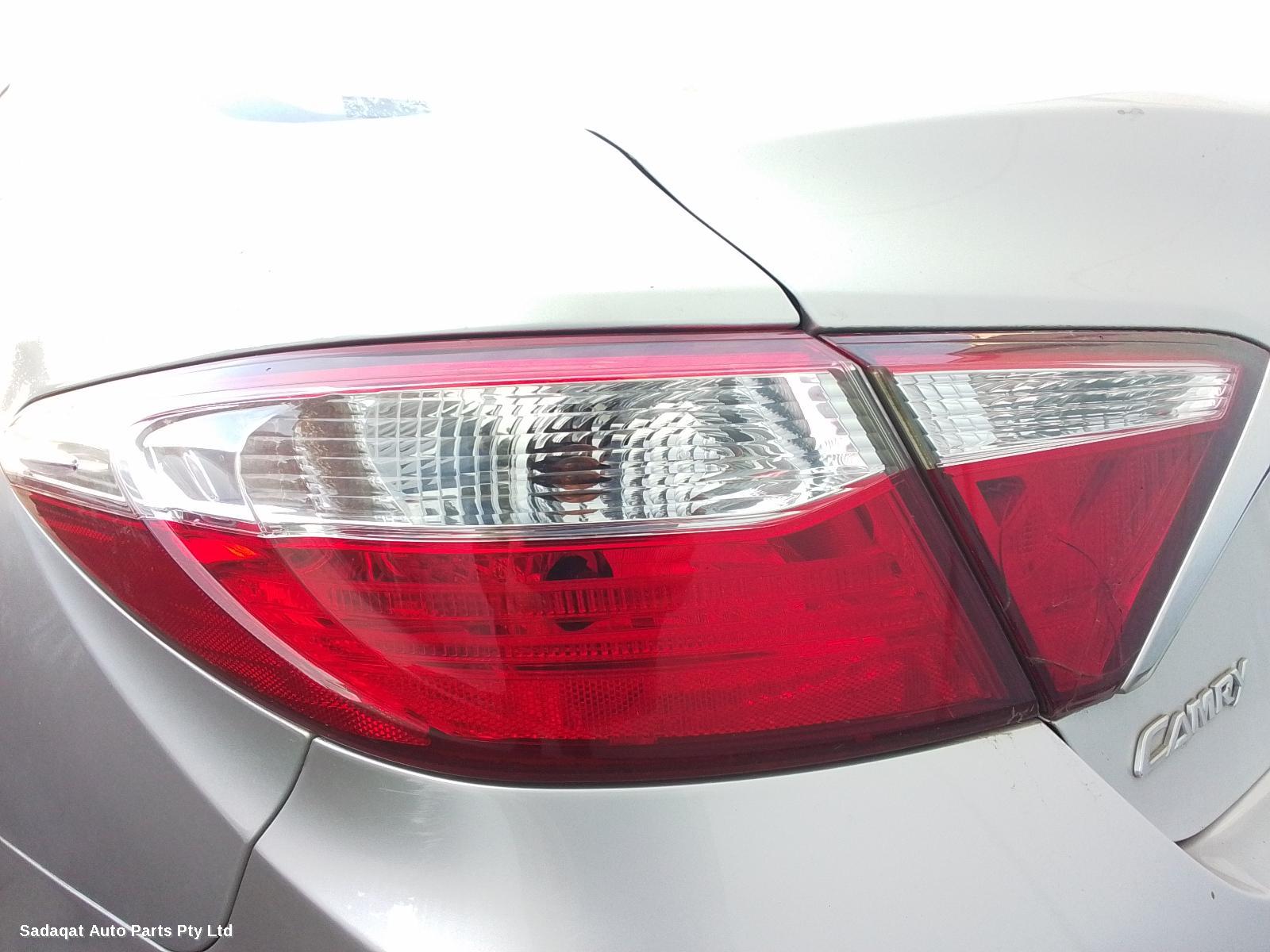 Toyota Camry Left Rear Door/sliding