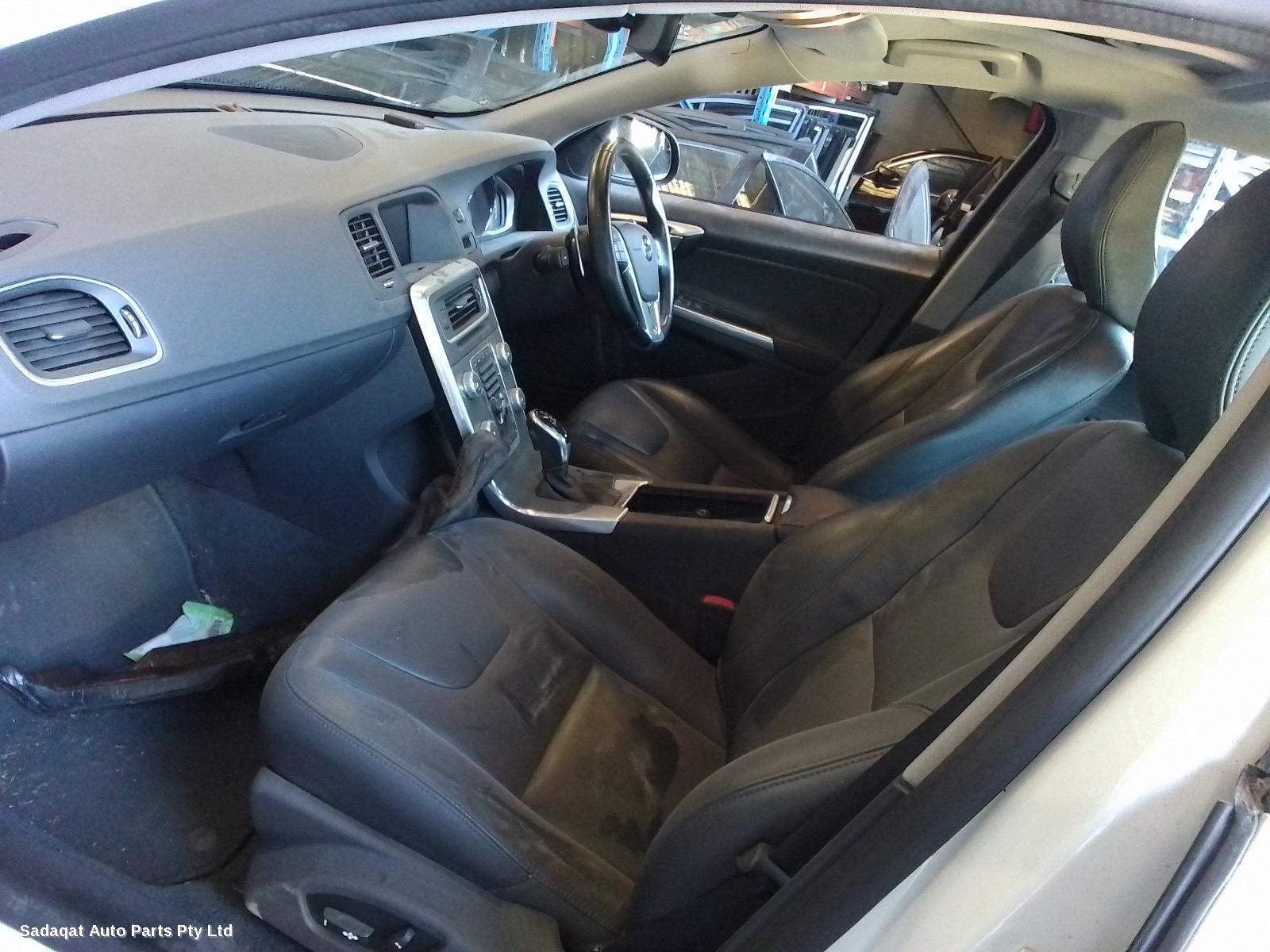 Volvo S60/v60 Front Seat