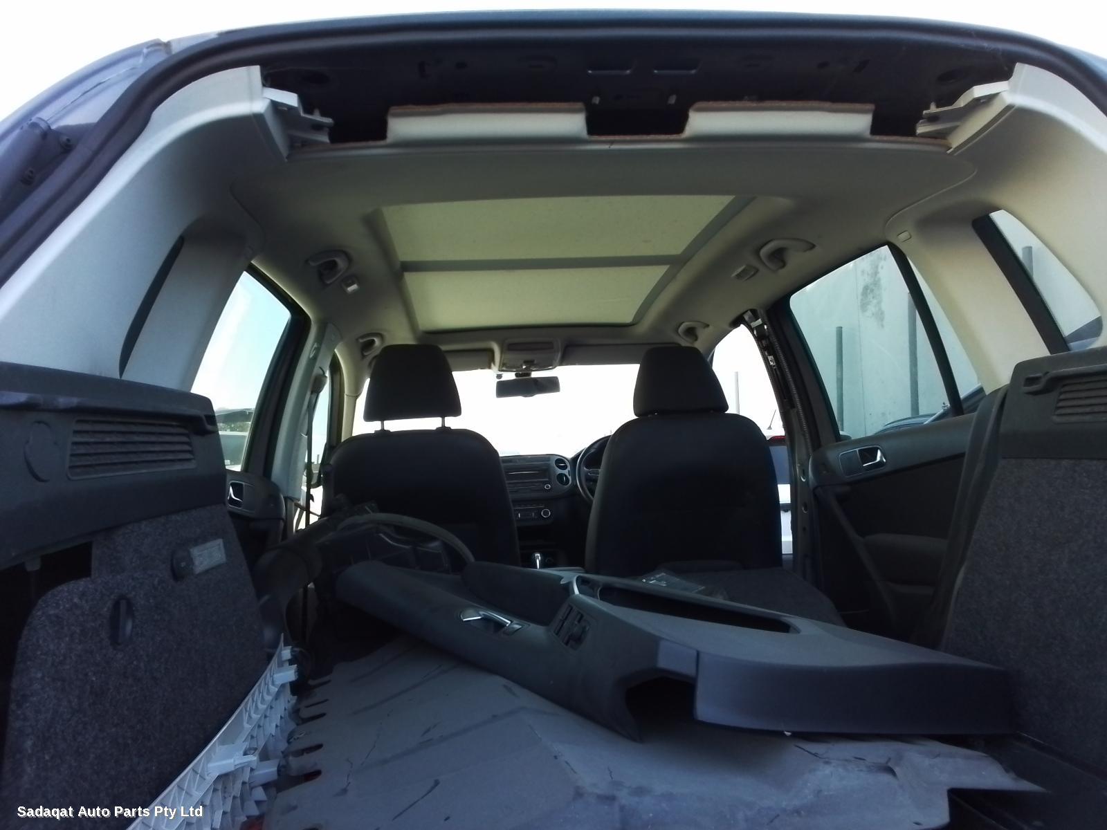 Volkswagen Tiguan Rear Bumper