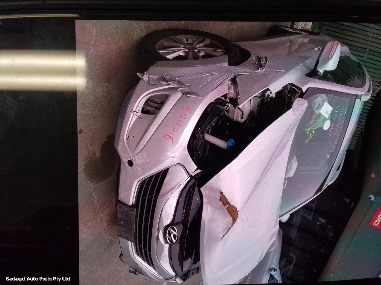 Hyundai Ix35 Left Rear Door/sliding