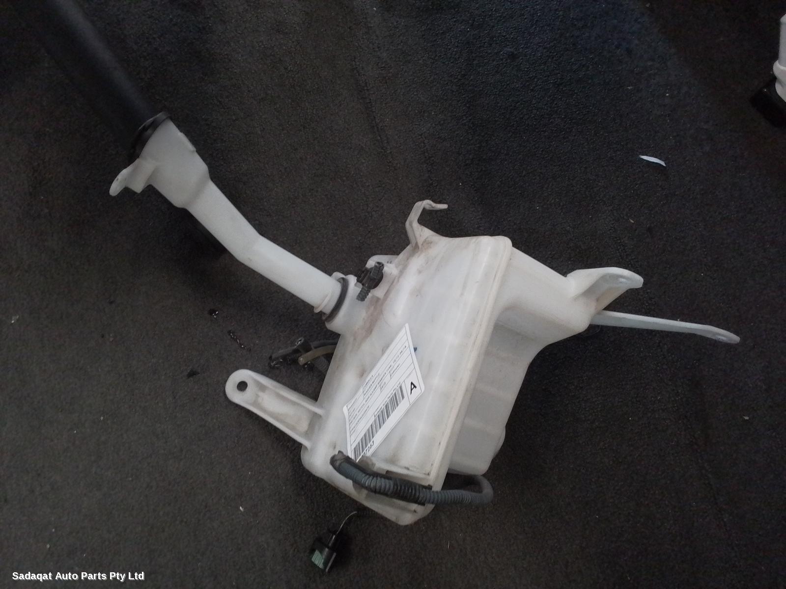 Toyota Corolla Washer Bottle