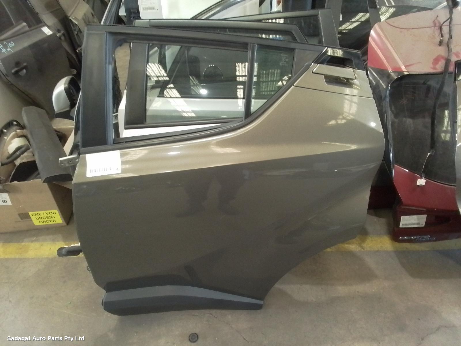 Toyota C-hr Left Rear Door/sliding