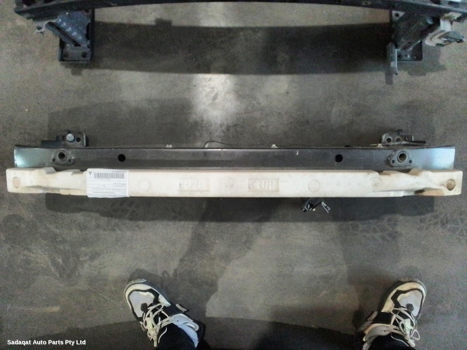 Toyota Corolla F/bar Reinforc/brack