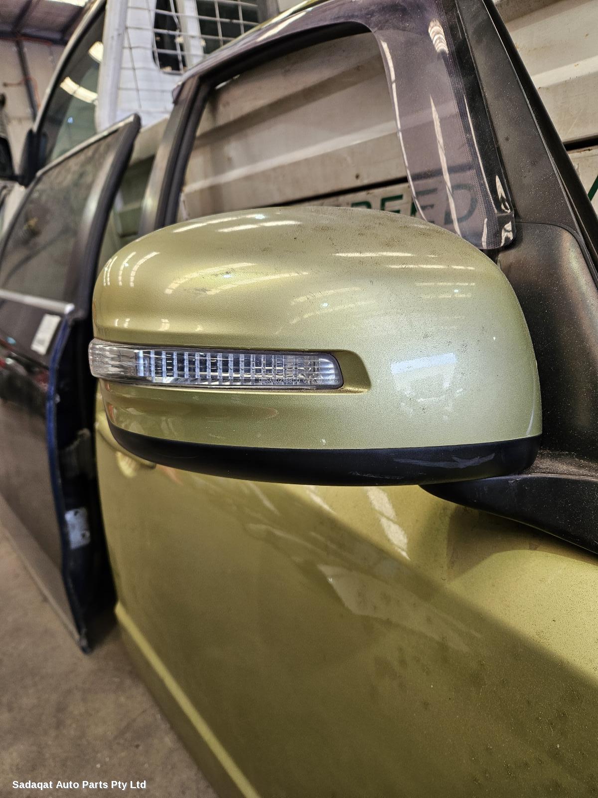 Suzuki Sx4 Right Door Mirror