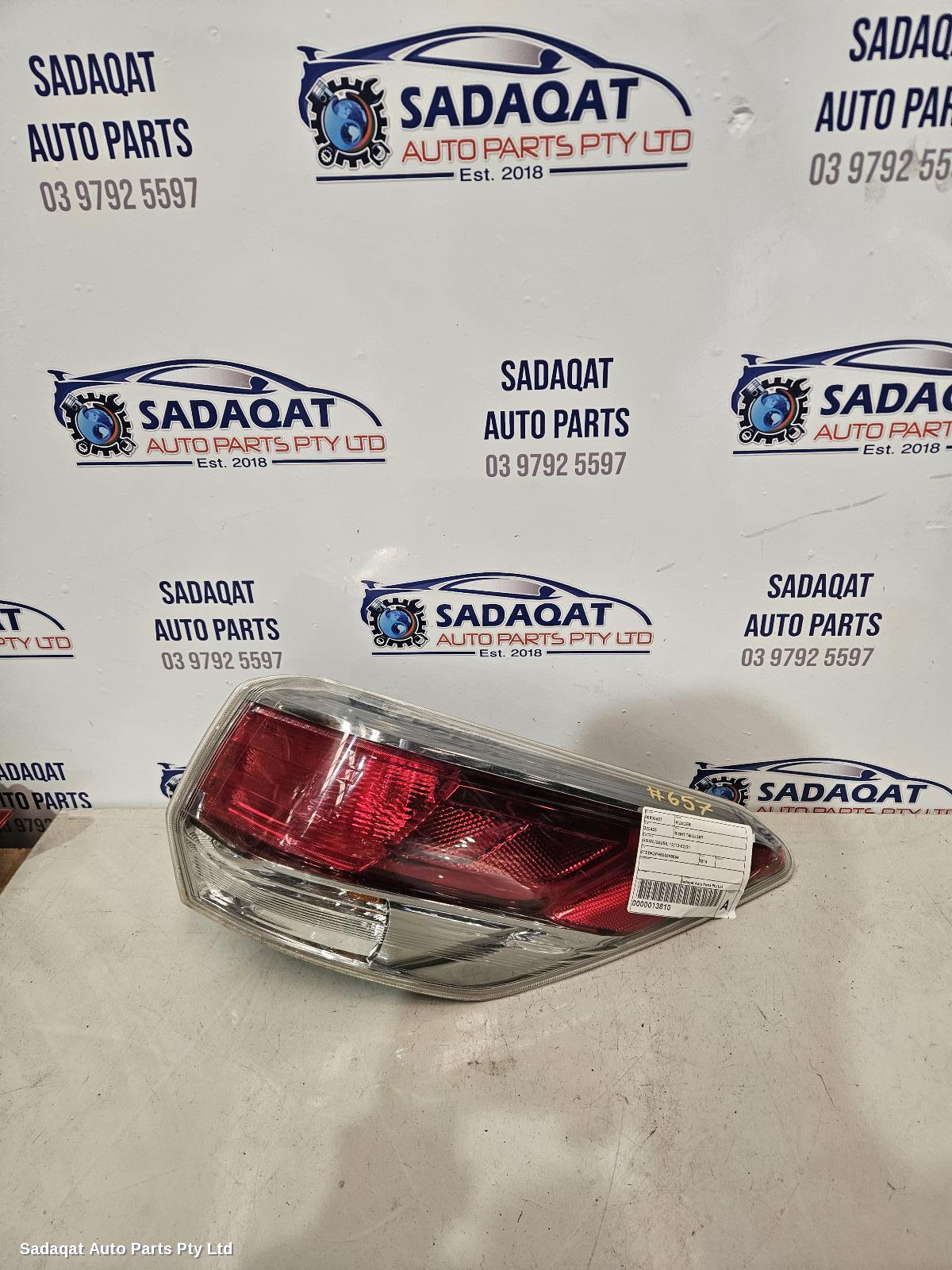 Toyota Kluger Right Taillight
