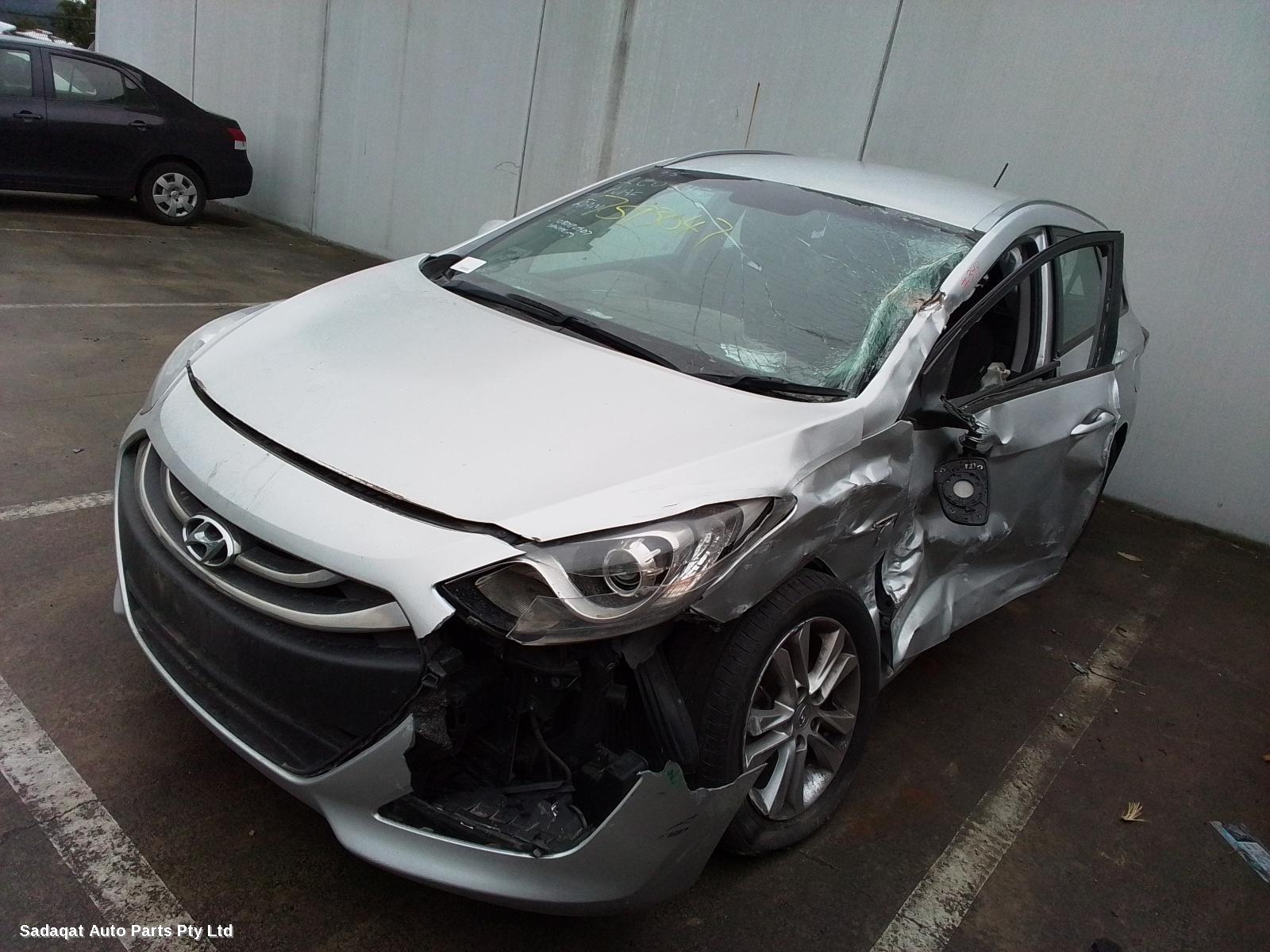 Hyundai I30 Right Front Door