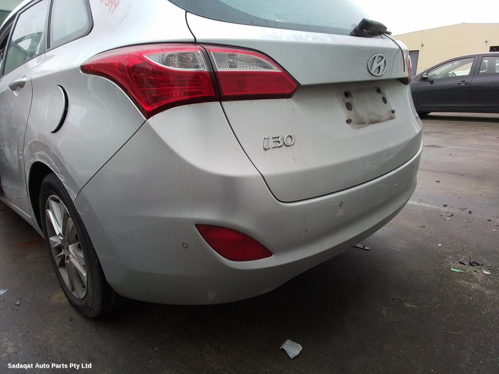 Hyundai I30 Right Front Door