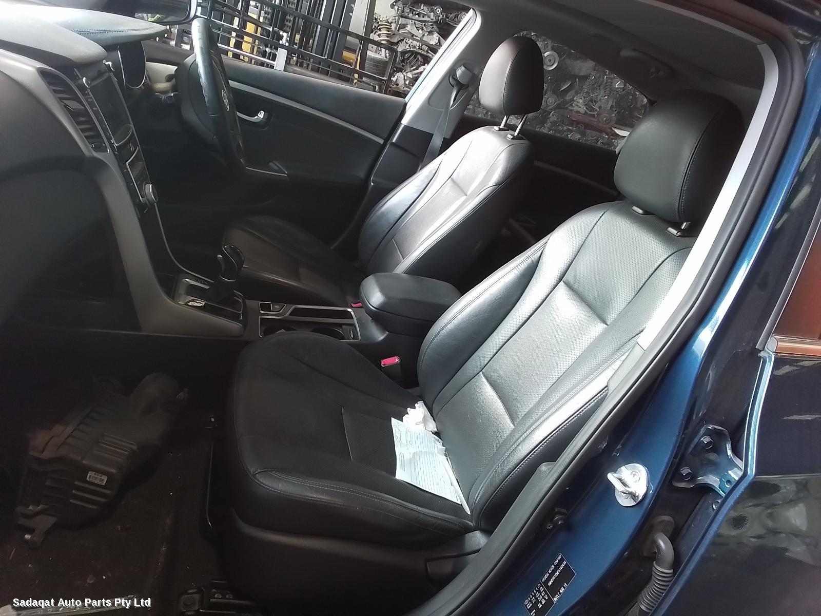 Hyundai I30 Left Headlamp